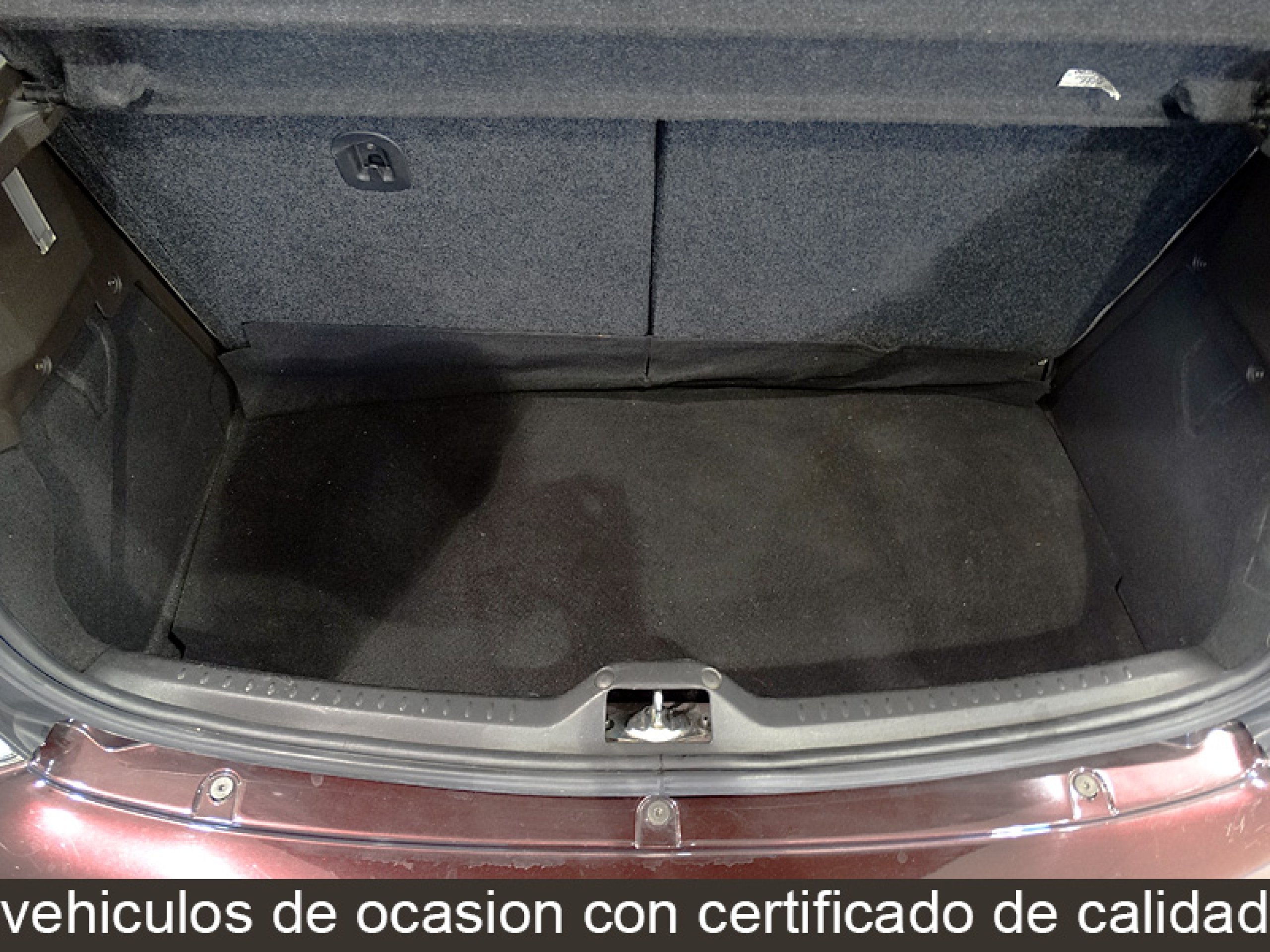 Foto Lancia Ypsilon 8