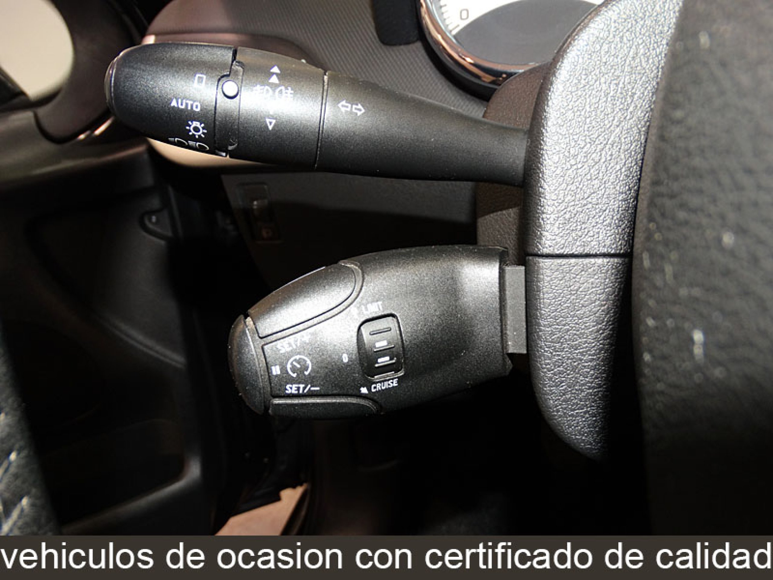 Foto Peugeot 207 16