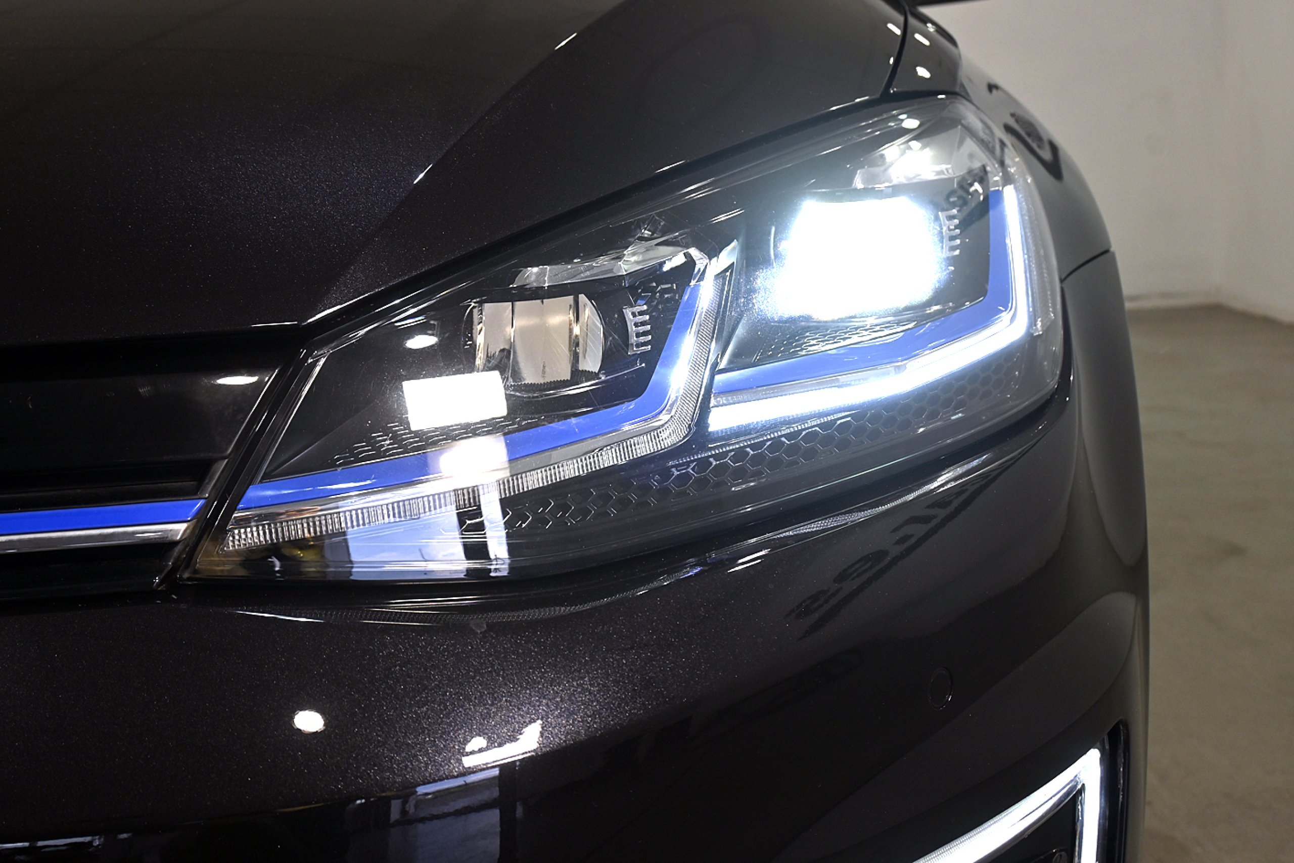 Foto Volkswagen Golf 9