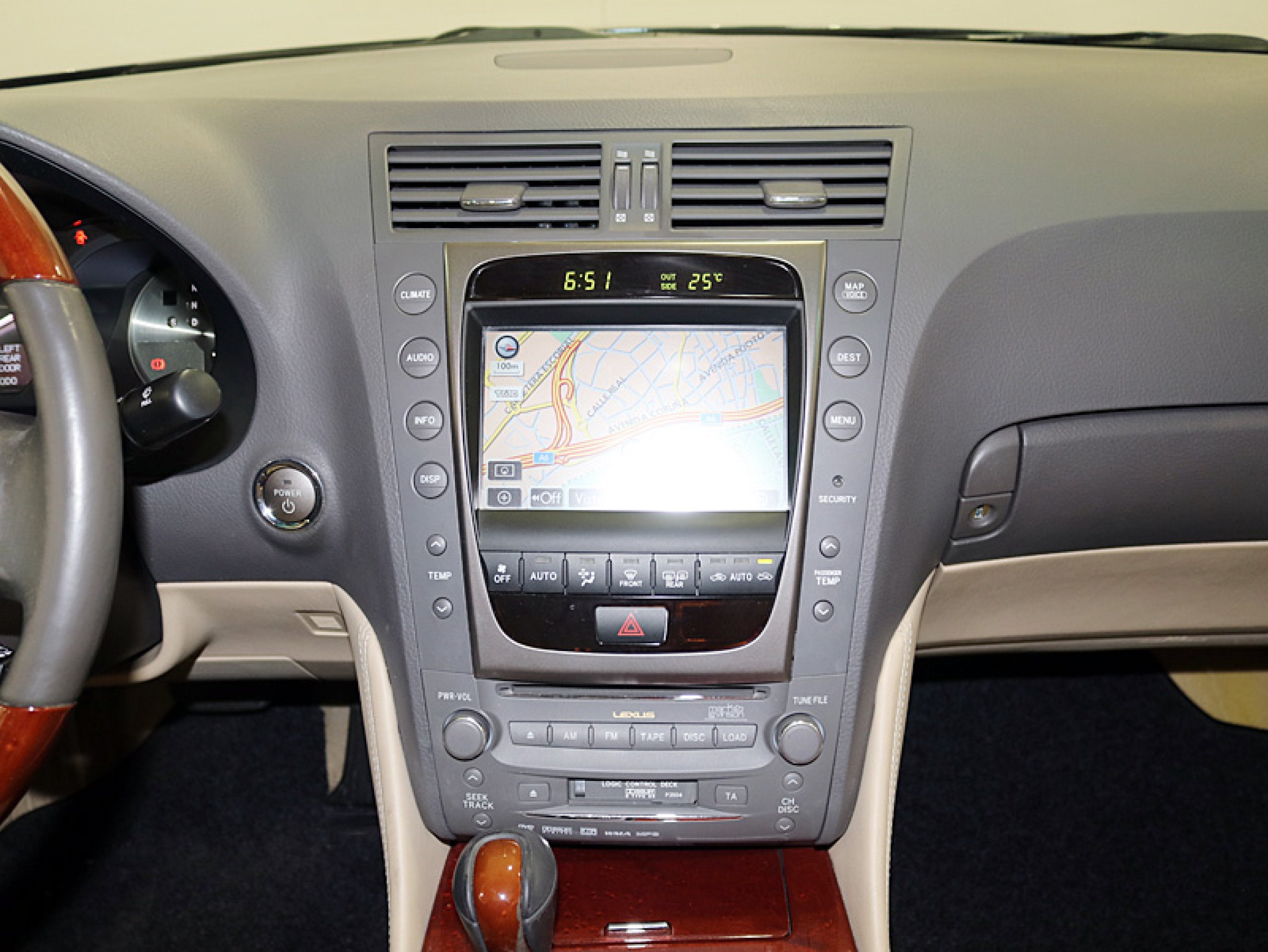 Foto Lexus GS 450h 23