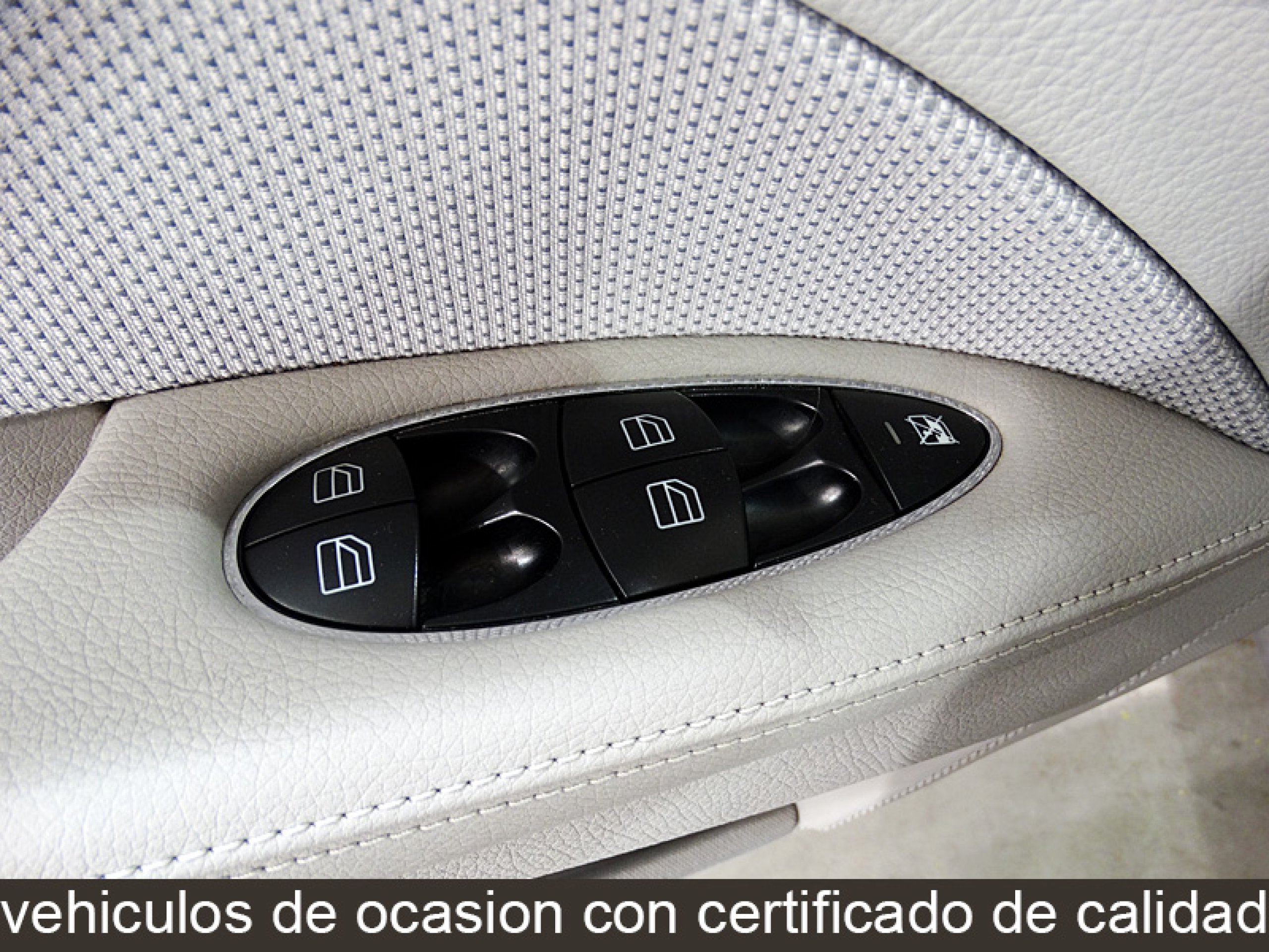Foto Mercedes-Benz E 280 27