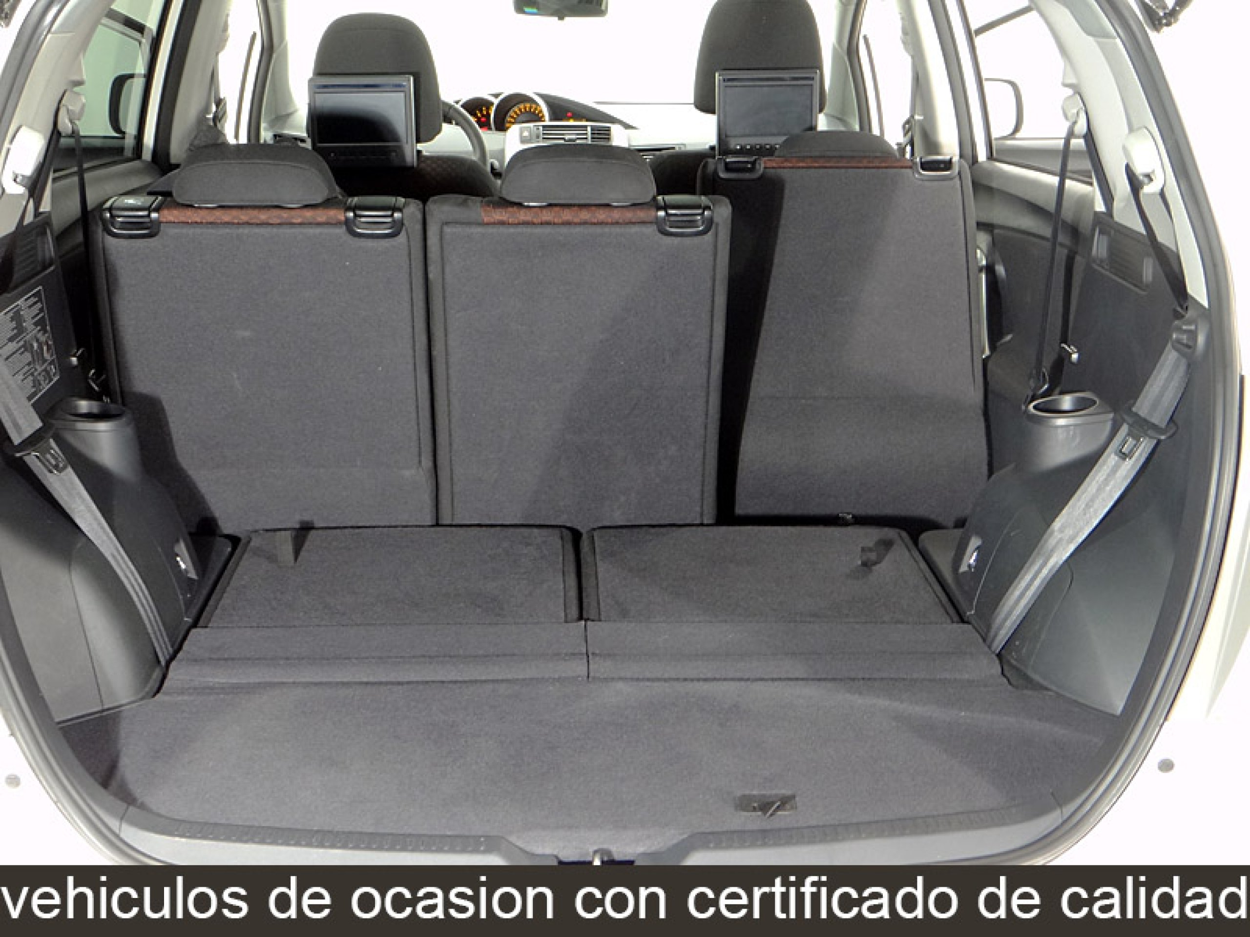 Foto Toyota Verso 13