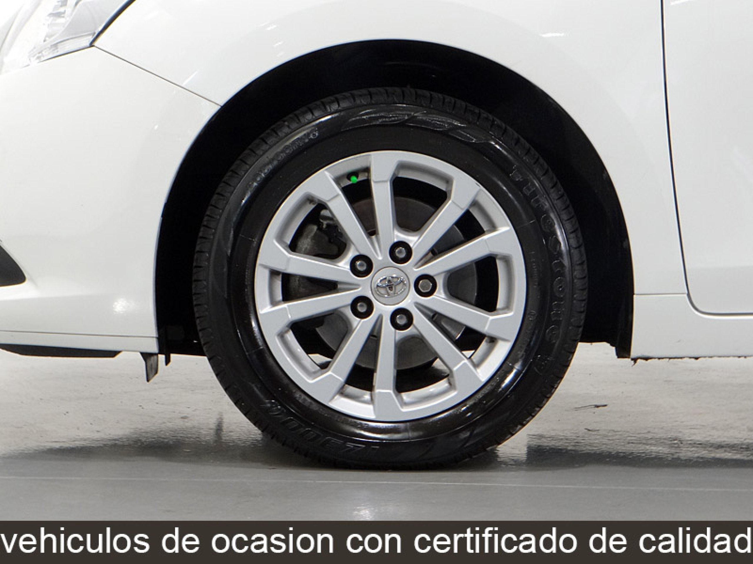 Foto Toyota Verso 14