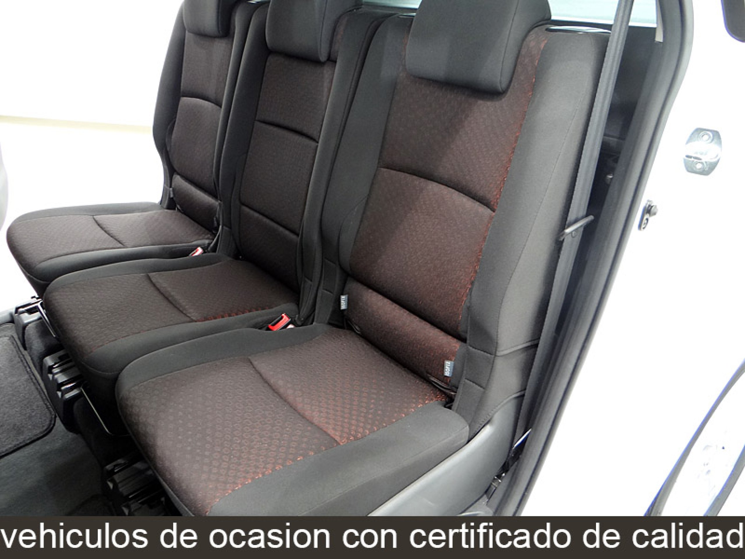 Foto Toyota Verso 24