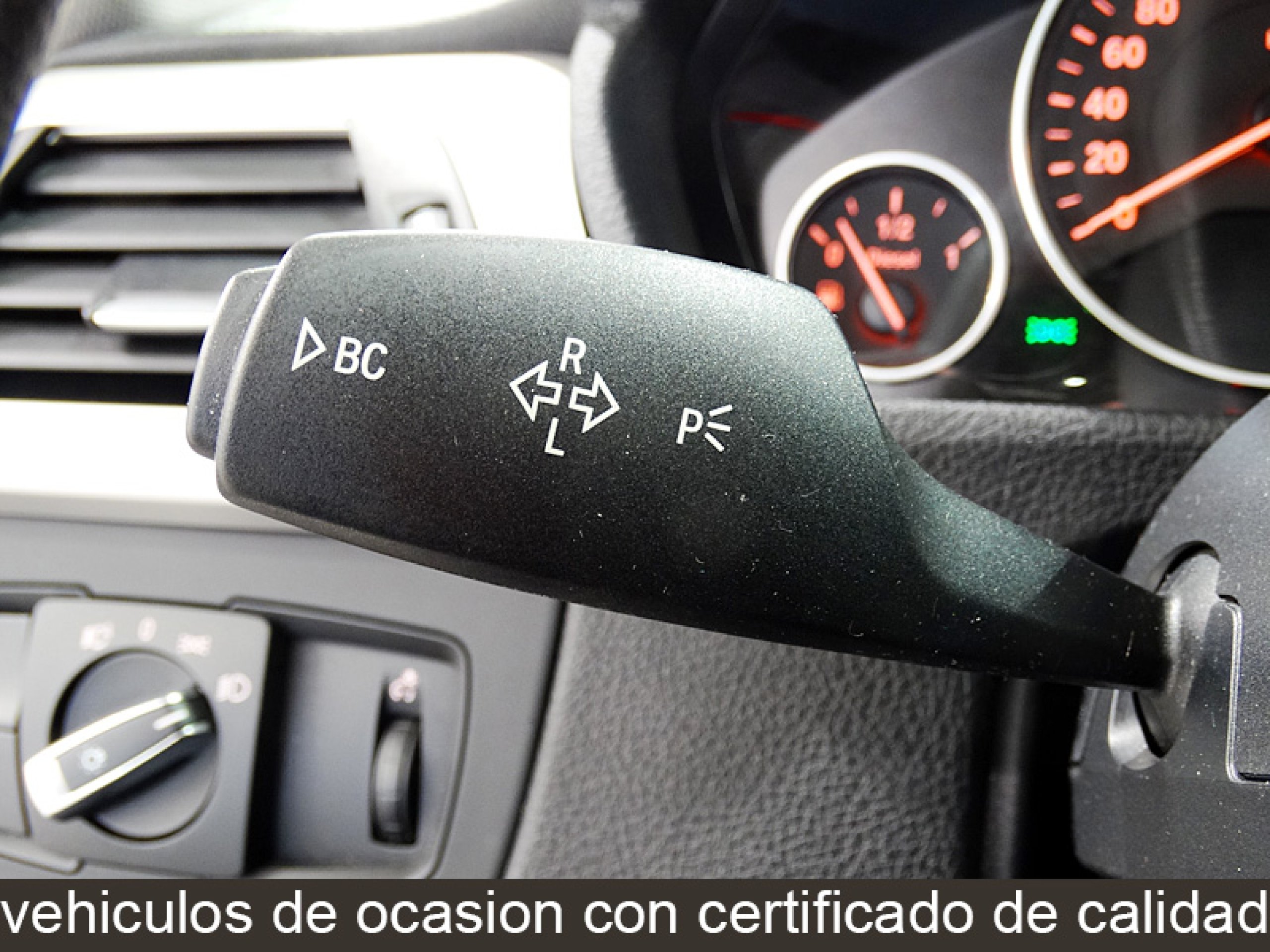 Foto Bmw 320 32