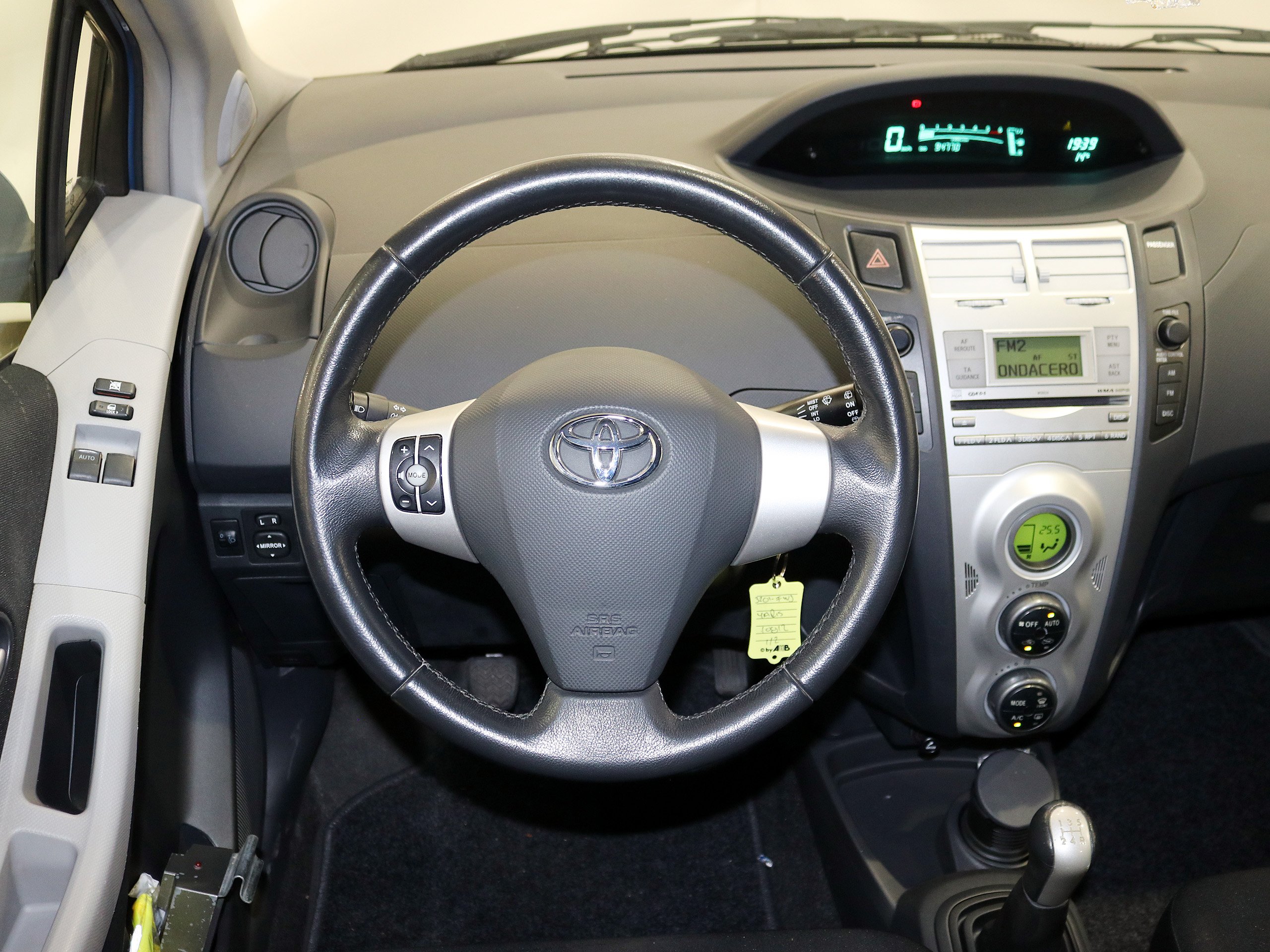Foto Toyota Yaris 18