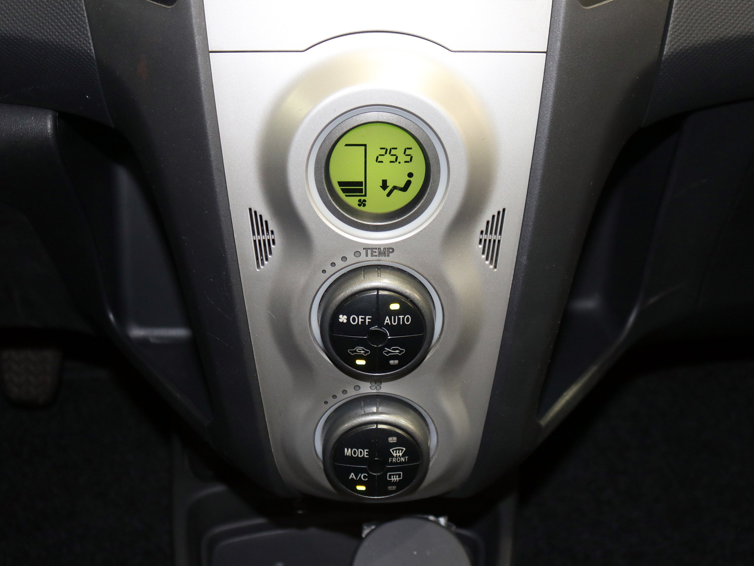 Foto Toyota Yaris 22