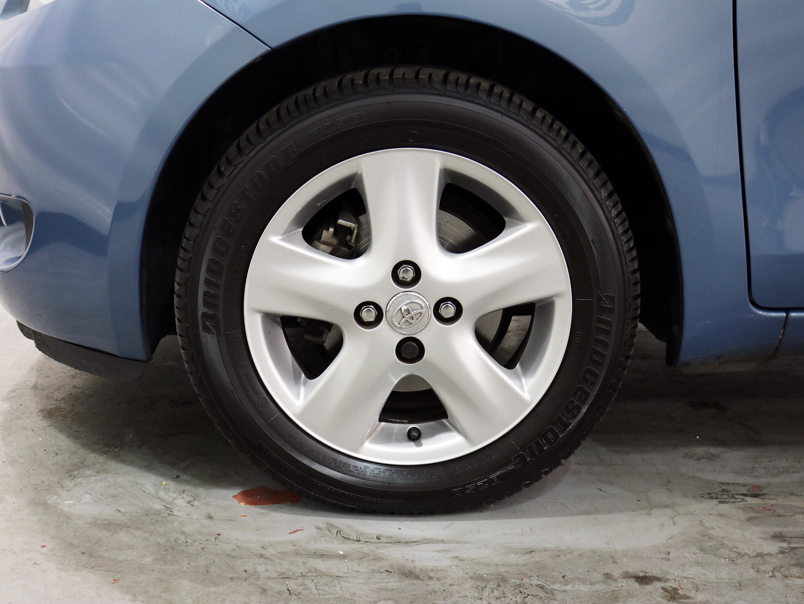 Foto Toyota Yaris 30