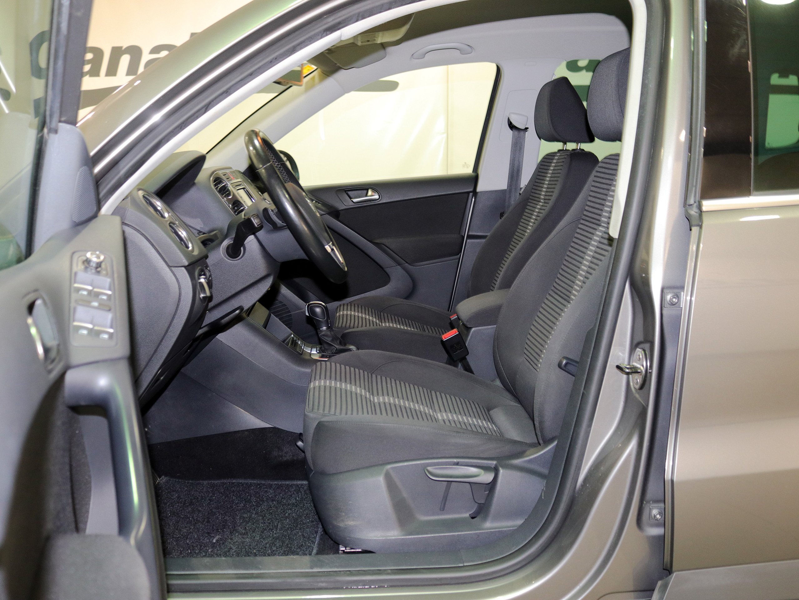 Foto Volkswagen Tiguan 15