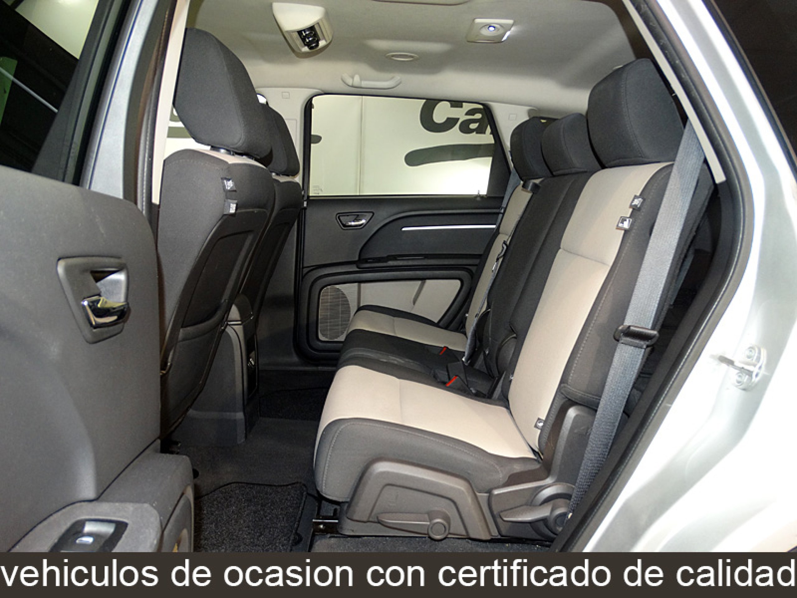 Foto Dodge Journey 17 Foto Dodge Journey 17