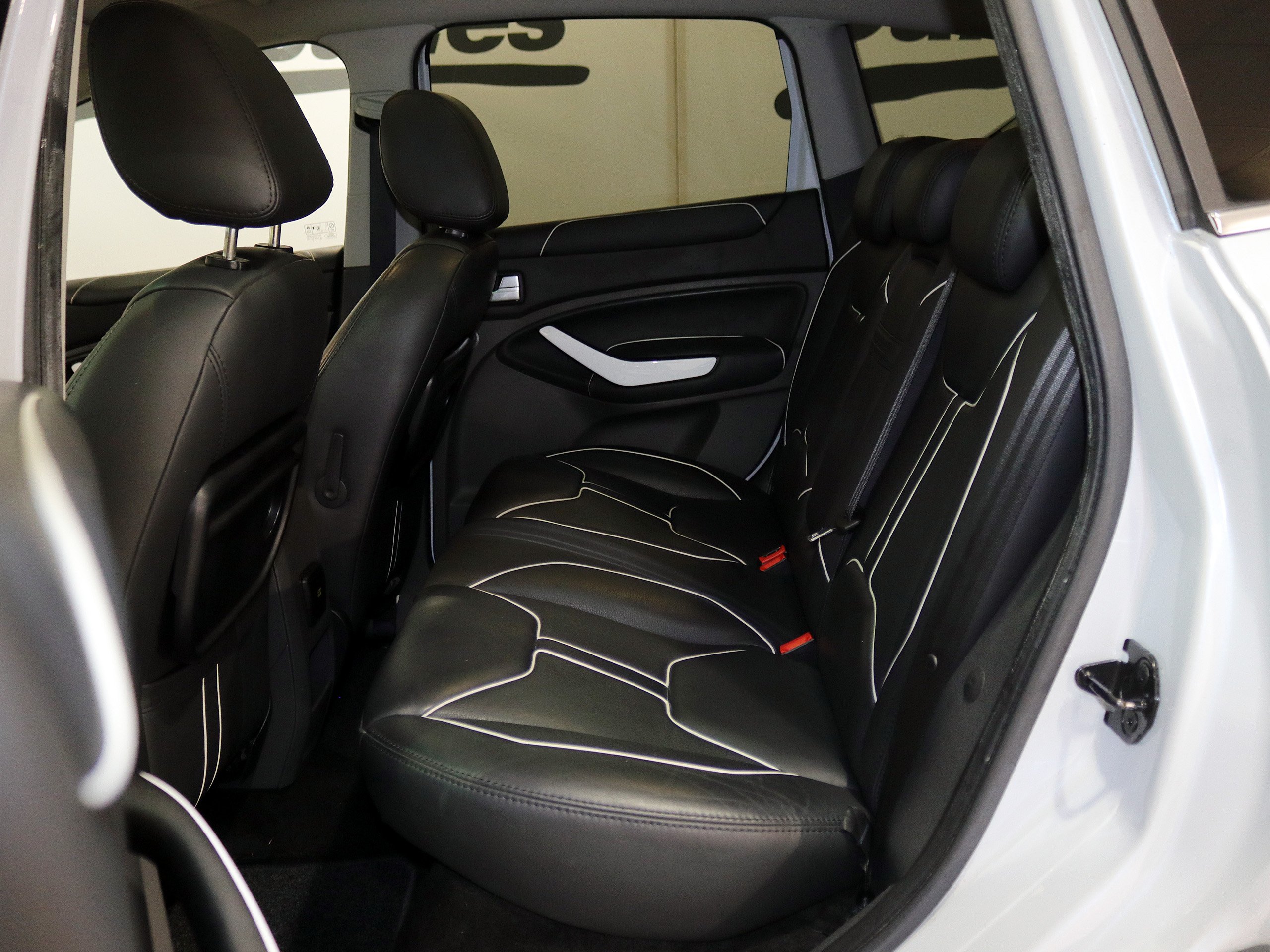 Foto Ford Kuga 16