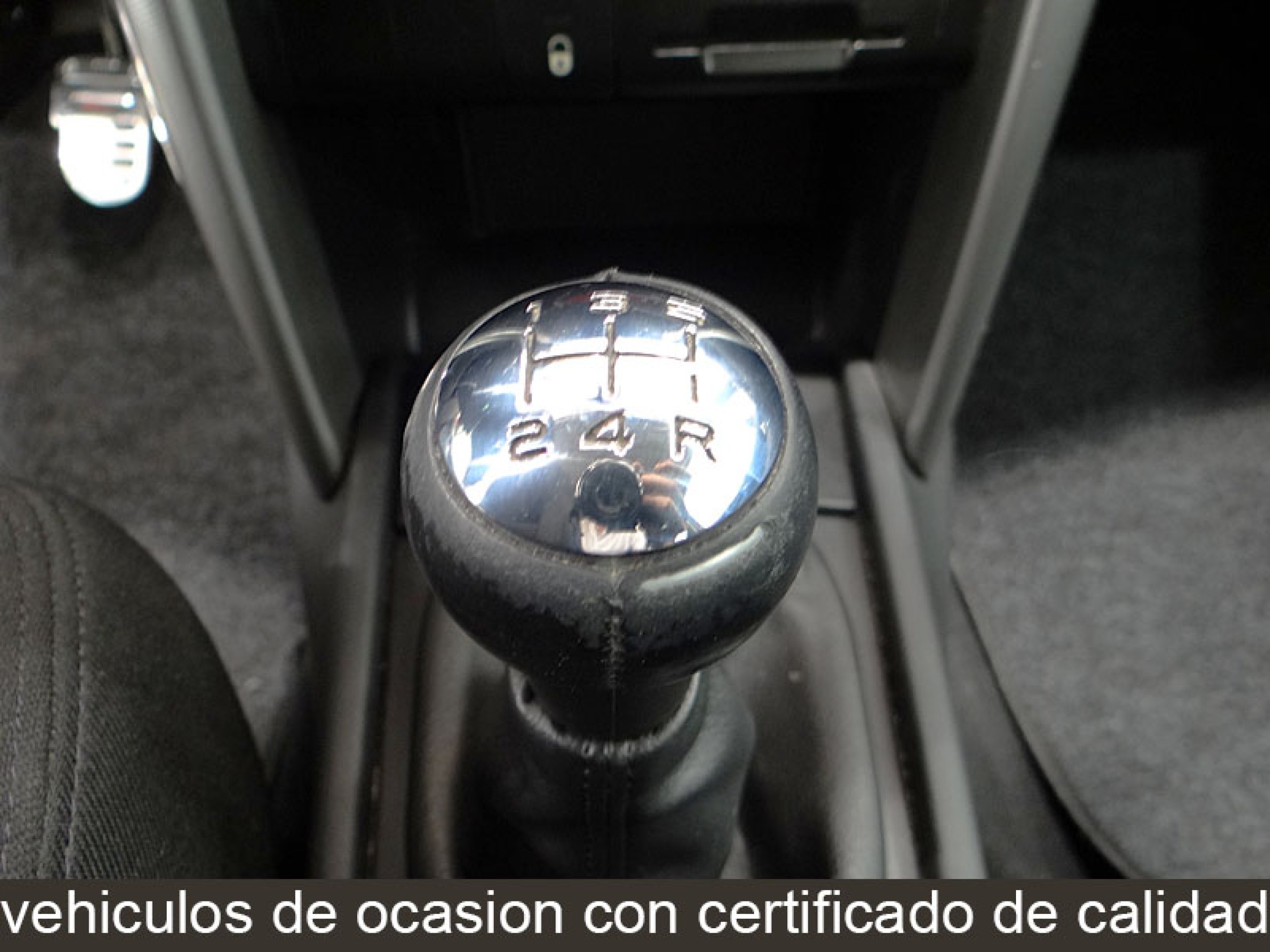 Foto Peugeot 207 32