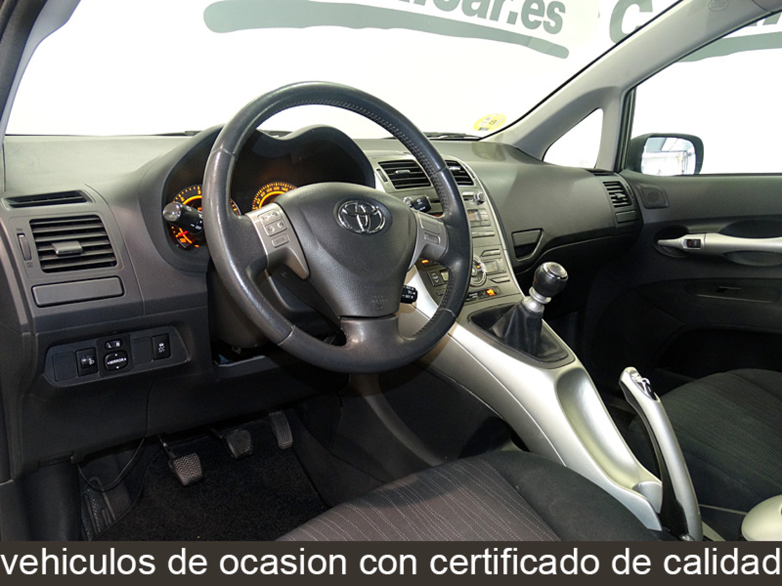 Foto Toyota Auris 18