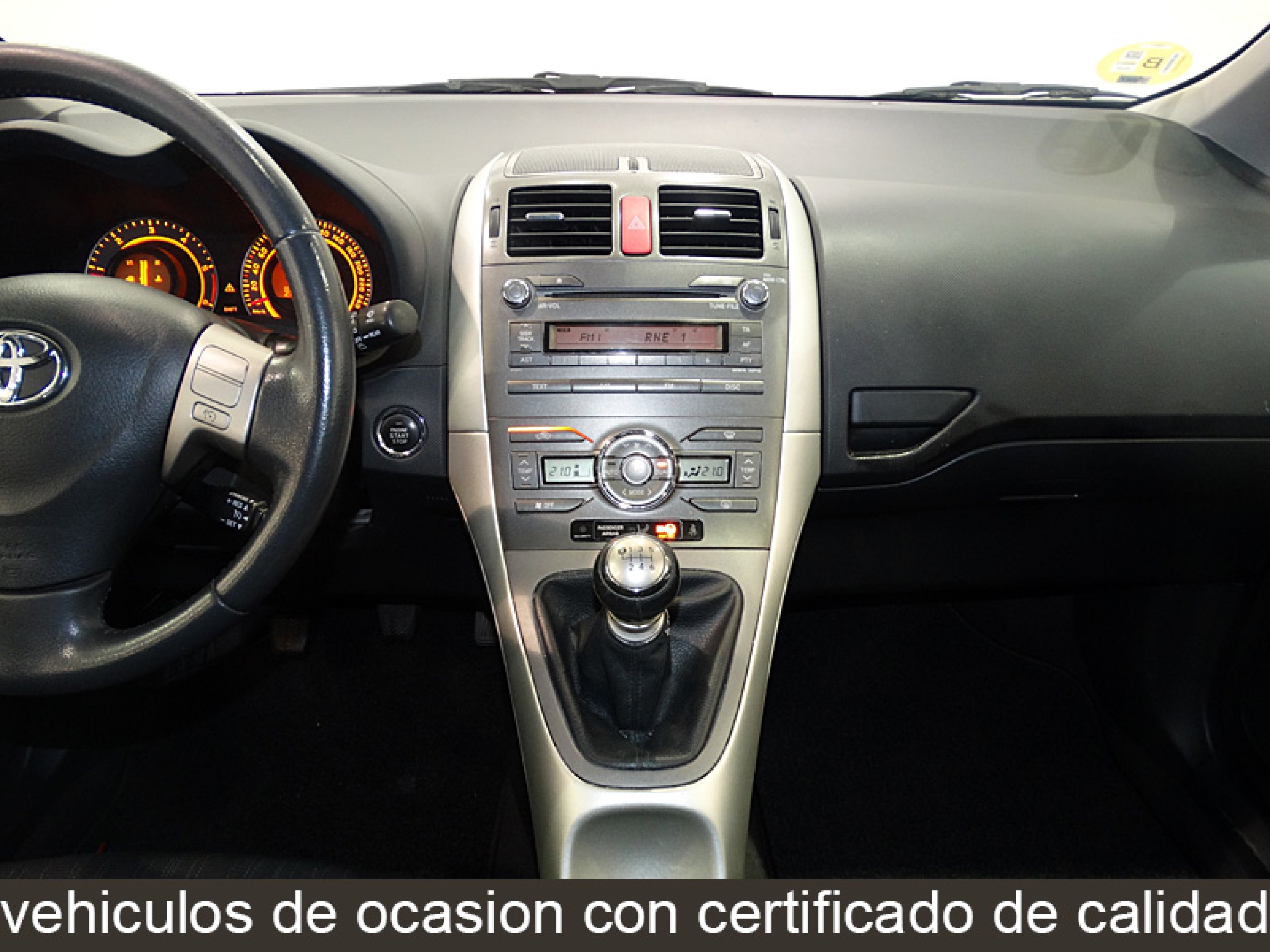 Foto Toyota Auris 21