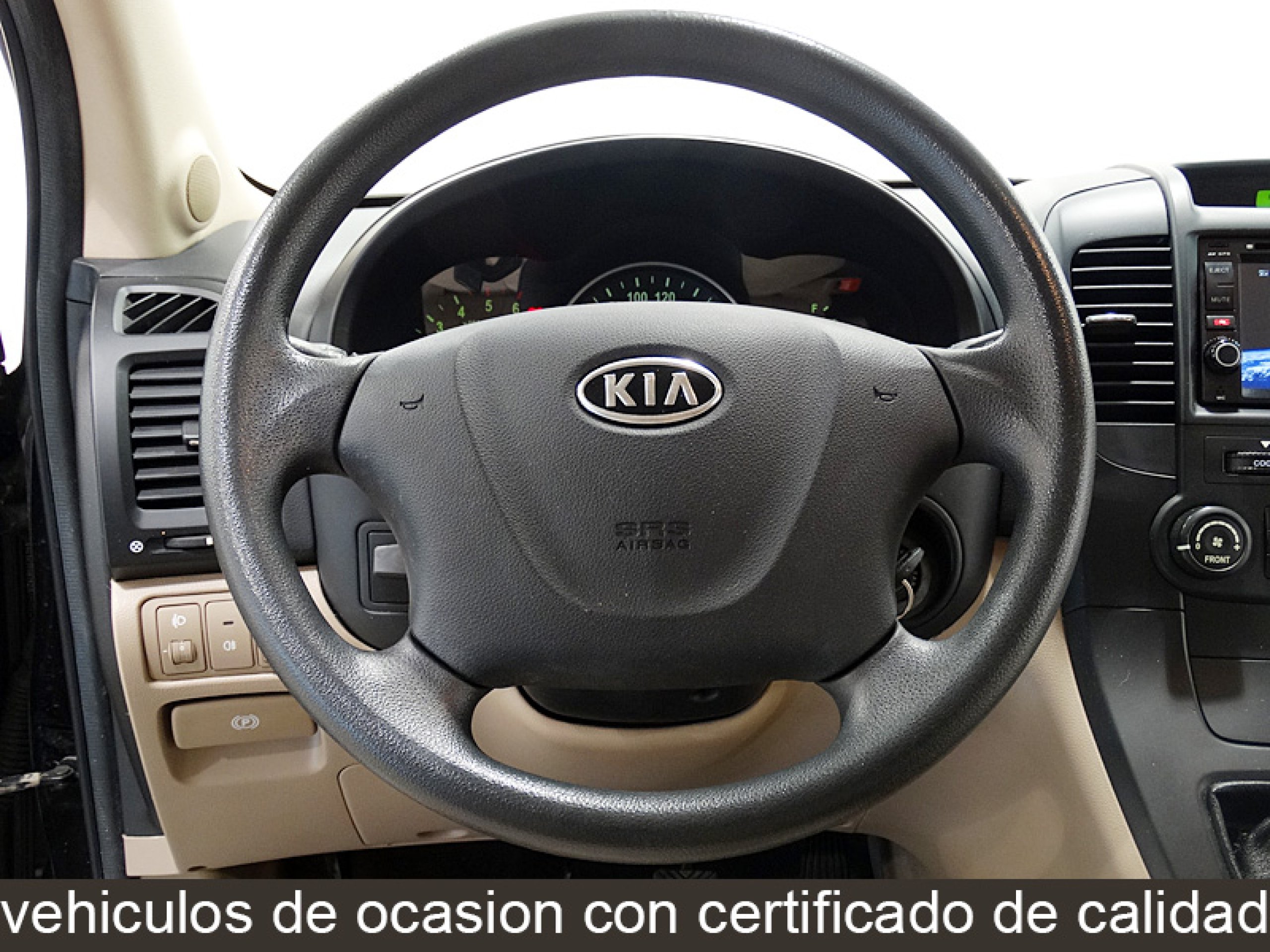 Foto Kia Carnival 27