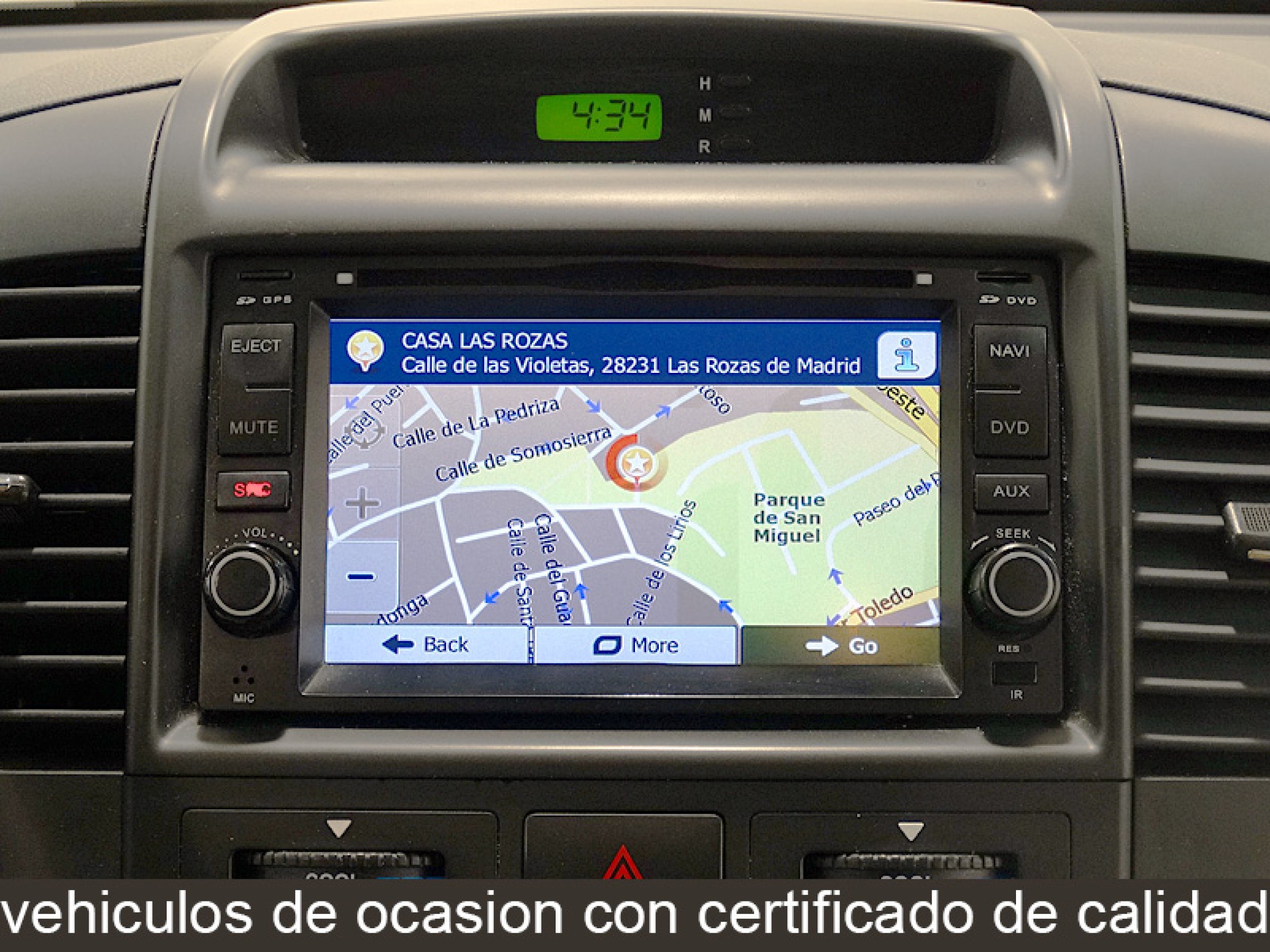 Foto Kia Carnival 34