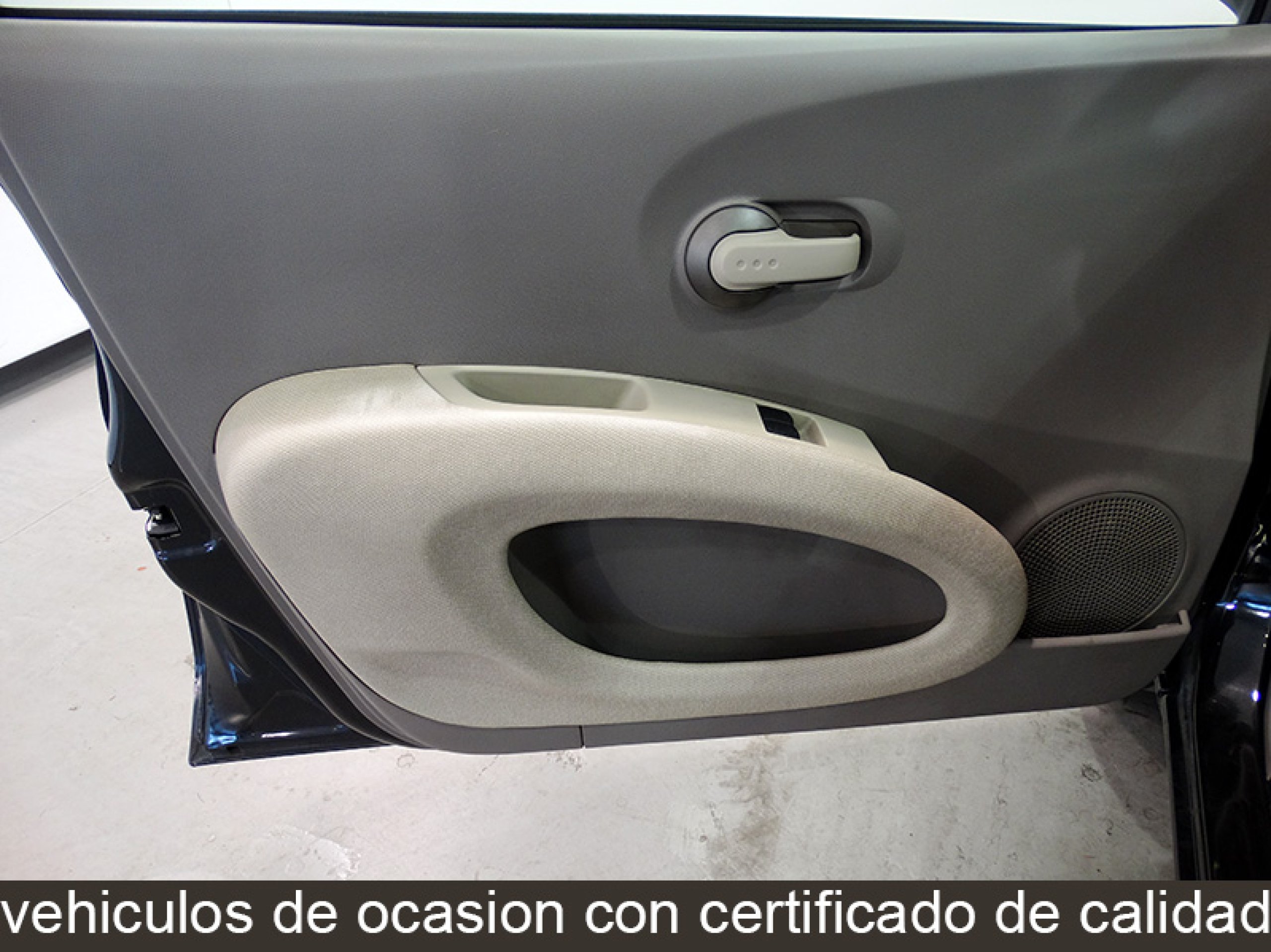 Foto Nissan Micra 19