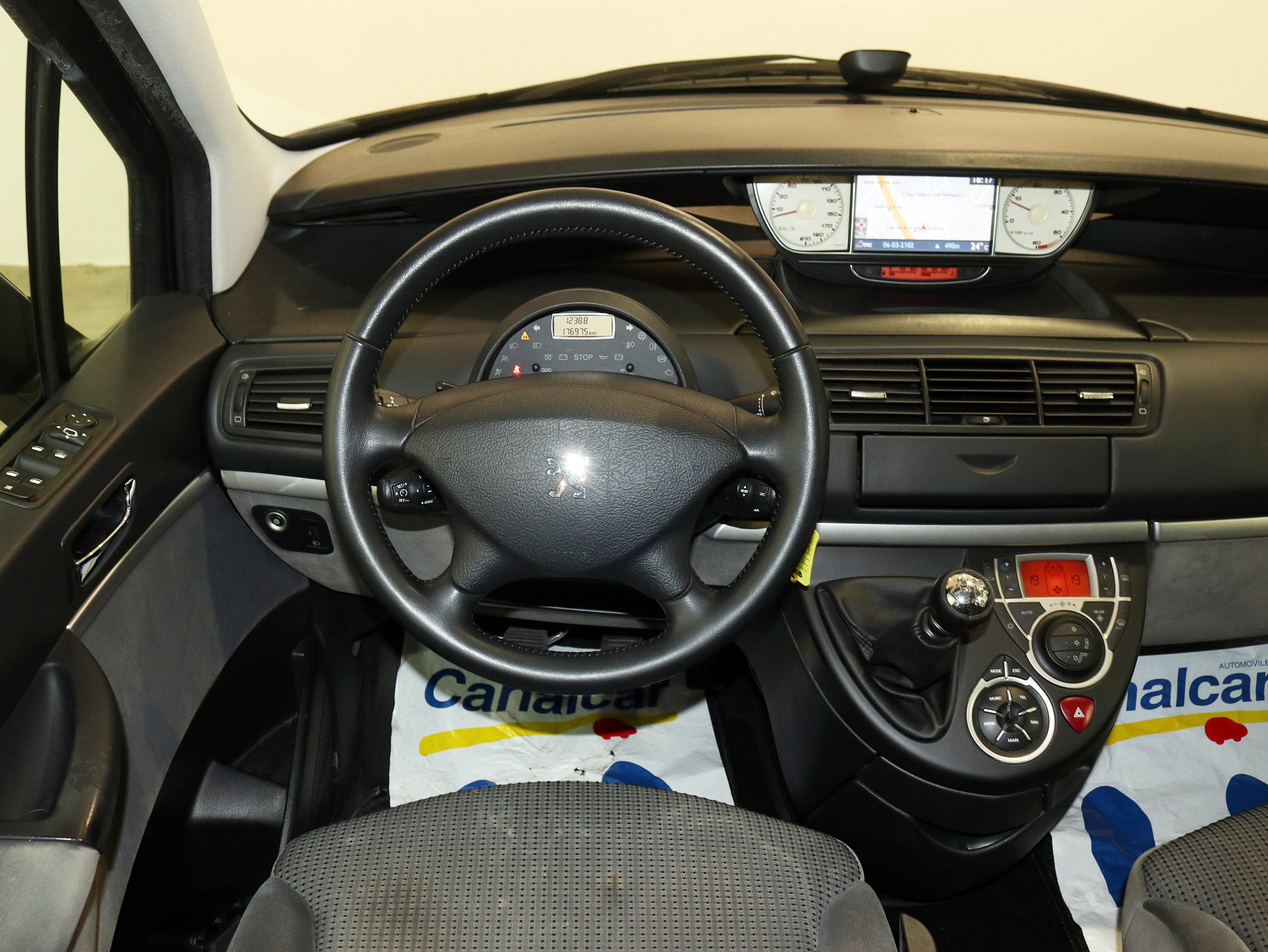 Foto Peugeot 807 19