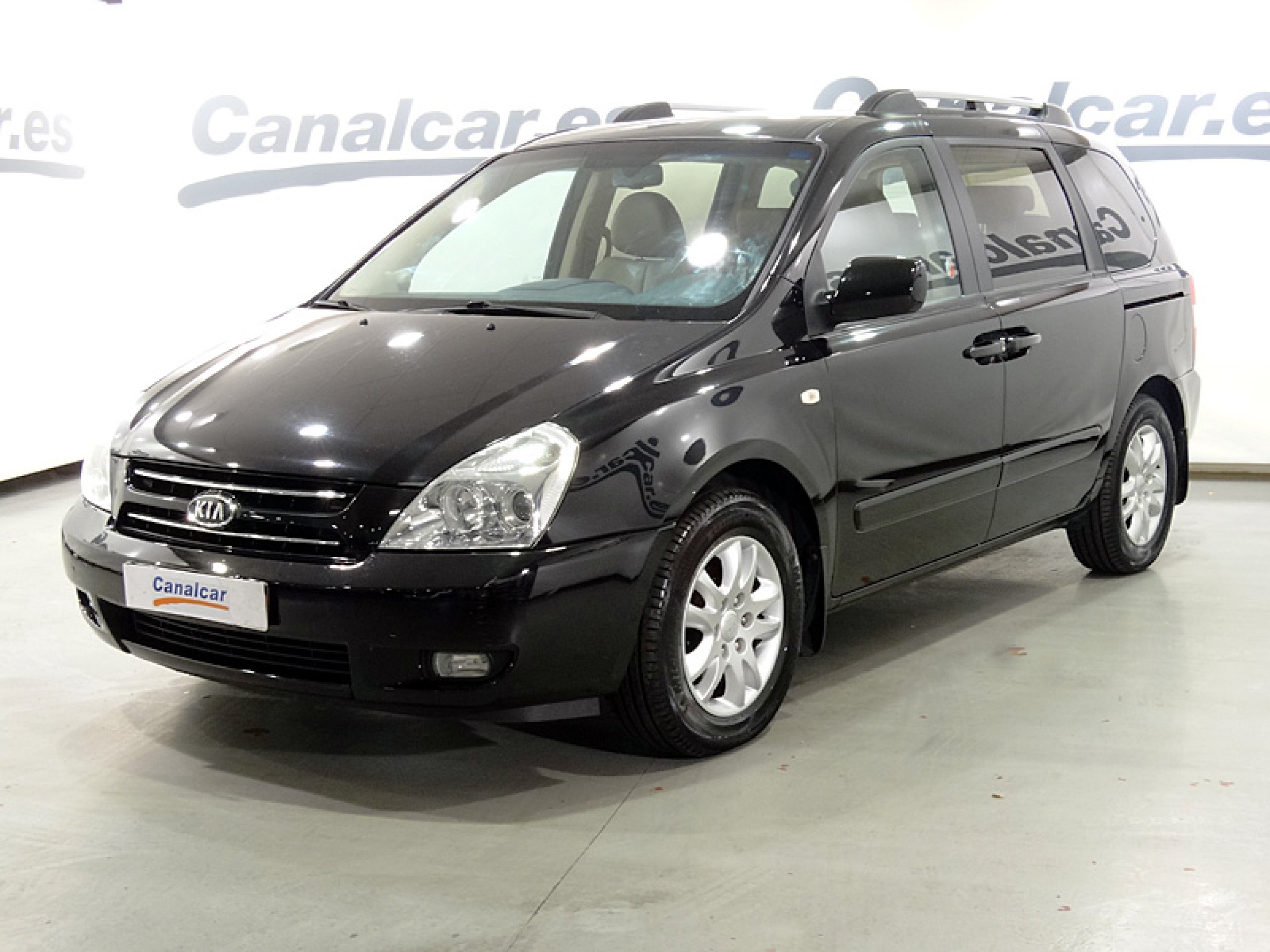Foto Kia Carnival 1