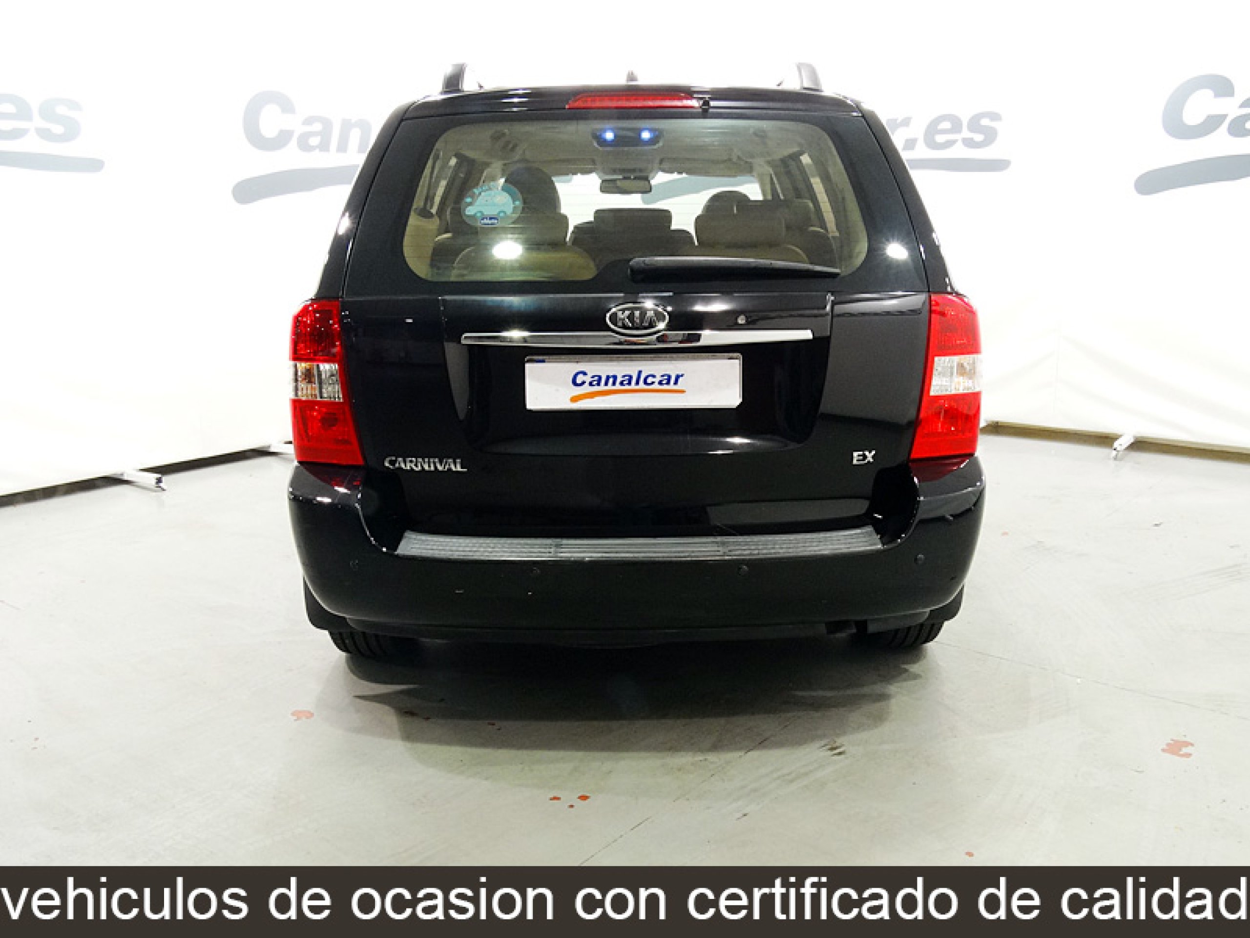 Foto Kia Carnival 9