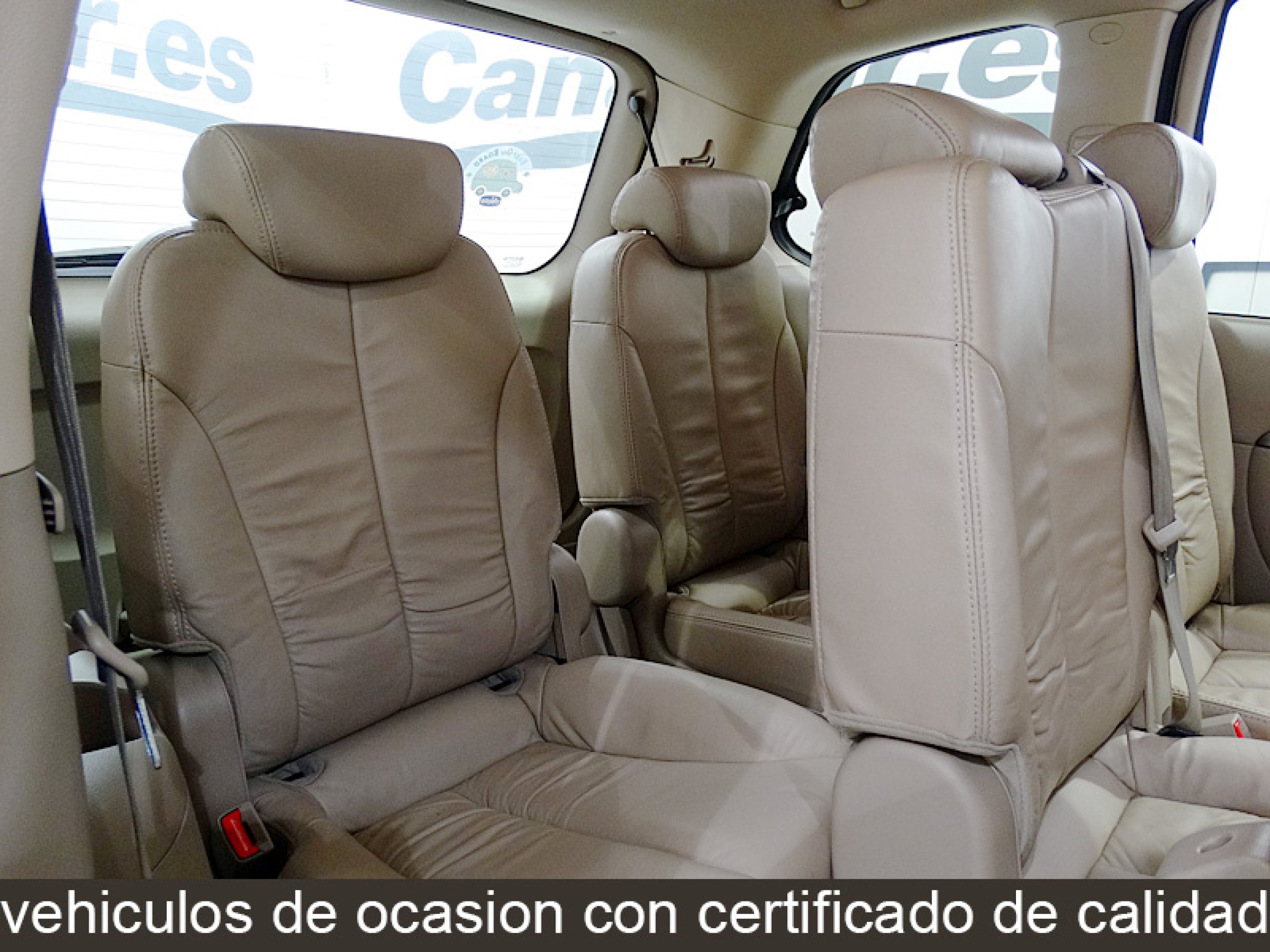 Foto Kia Carnival 22