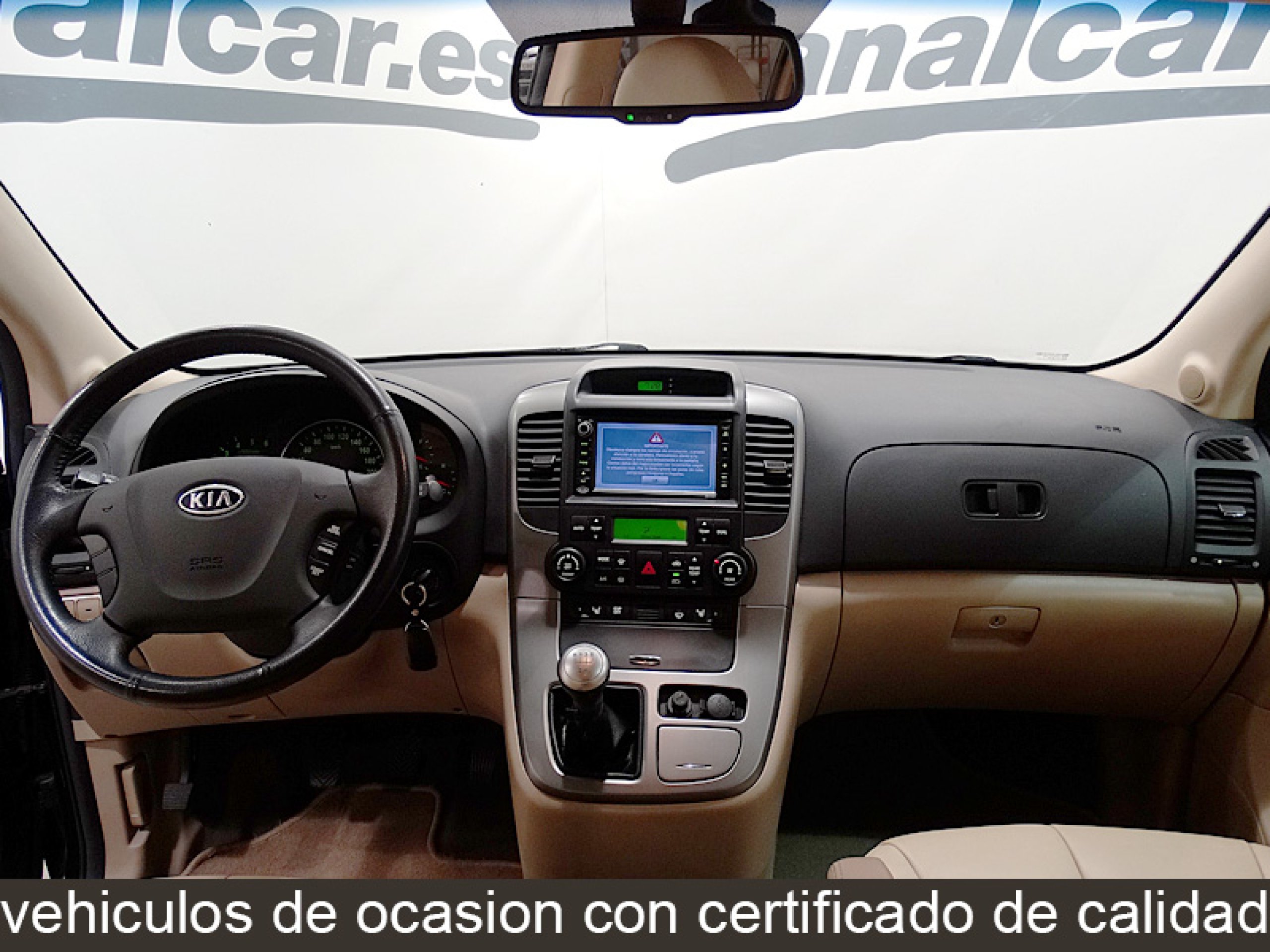 Foto Kia Carnival 29