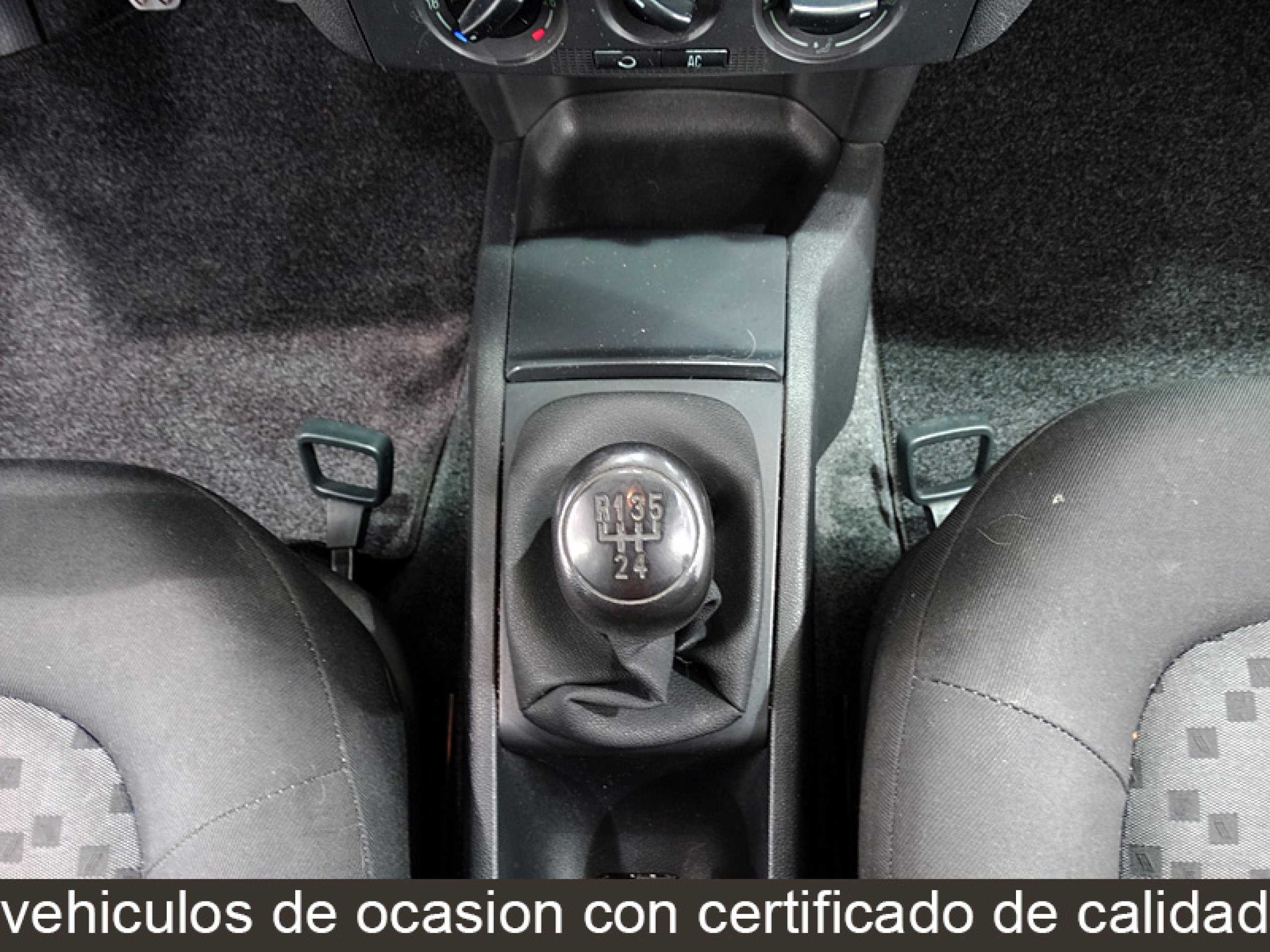 Foto Skoda Fabia 24