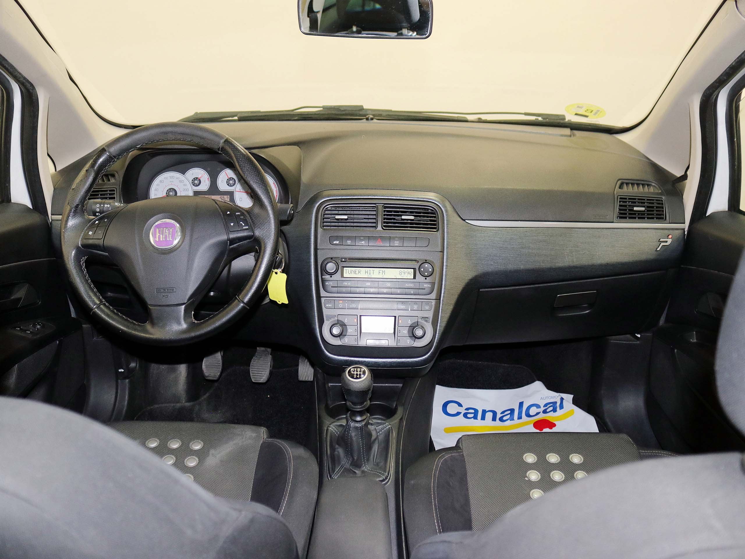 Foto Fiat Grande Punto 16