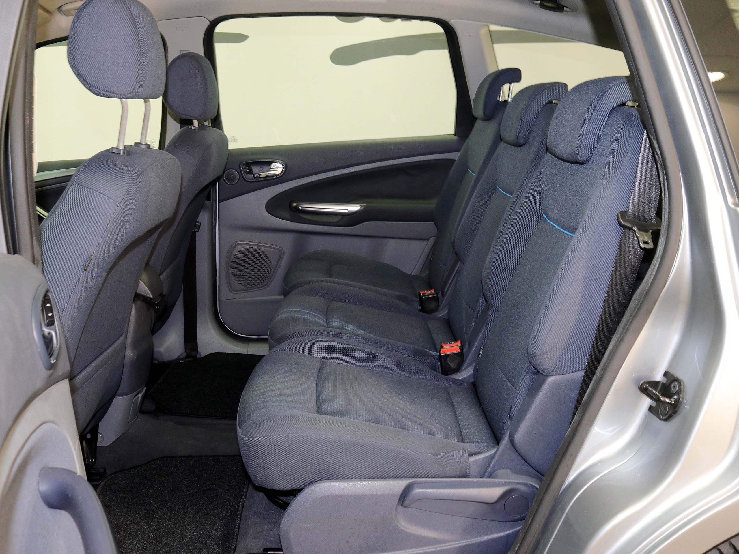 Foto Ford S-Max 16