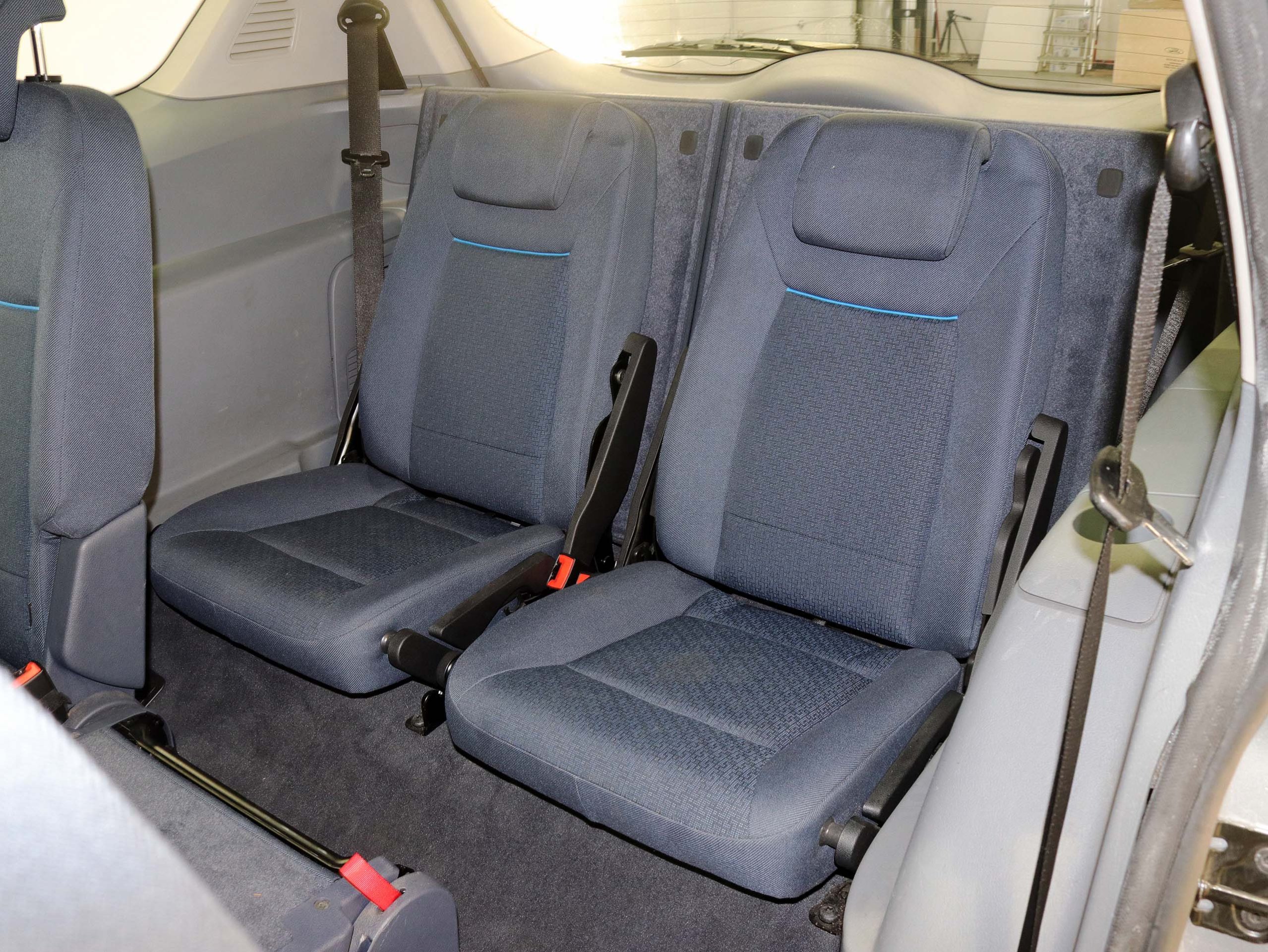 Foto Ford S-Max 17