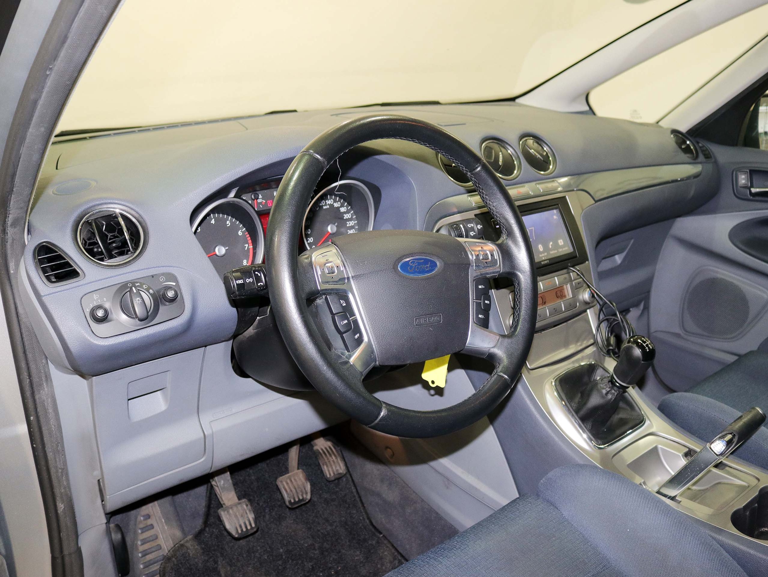 Foto Ford S-Max 19