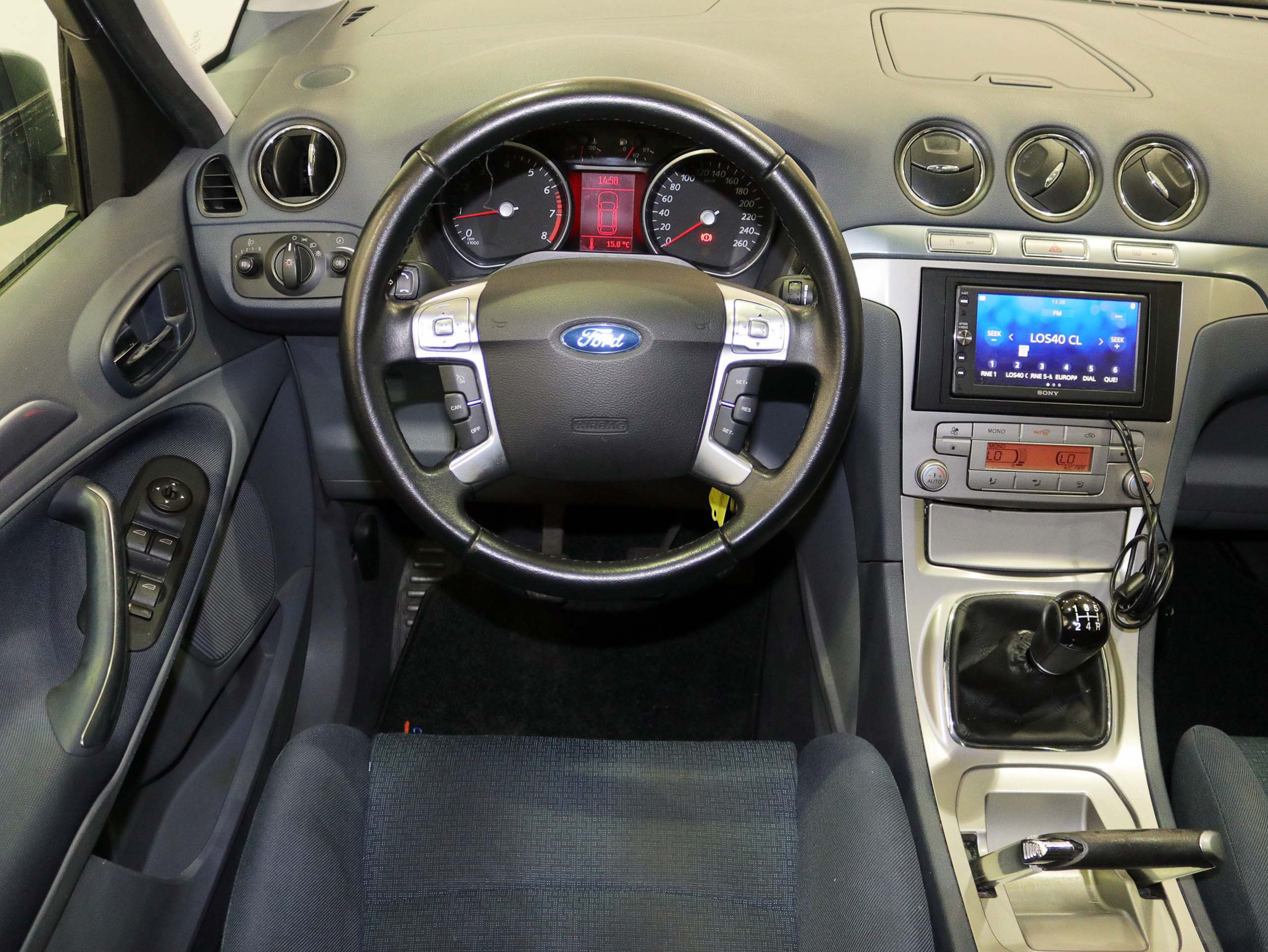 Foto Ford S-Max 21