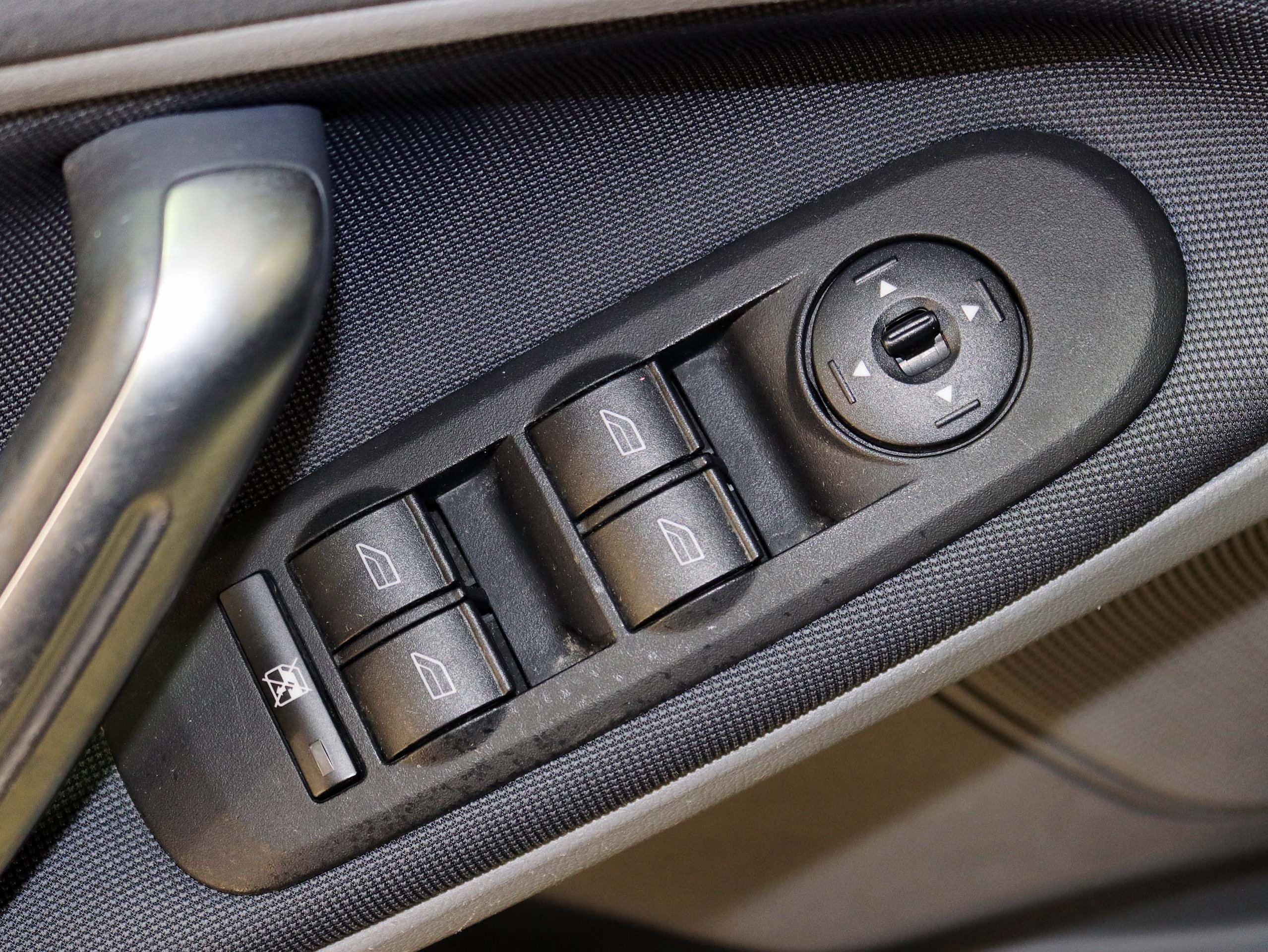 Foto Ford S-Max 25