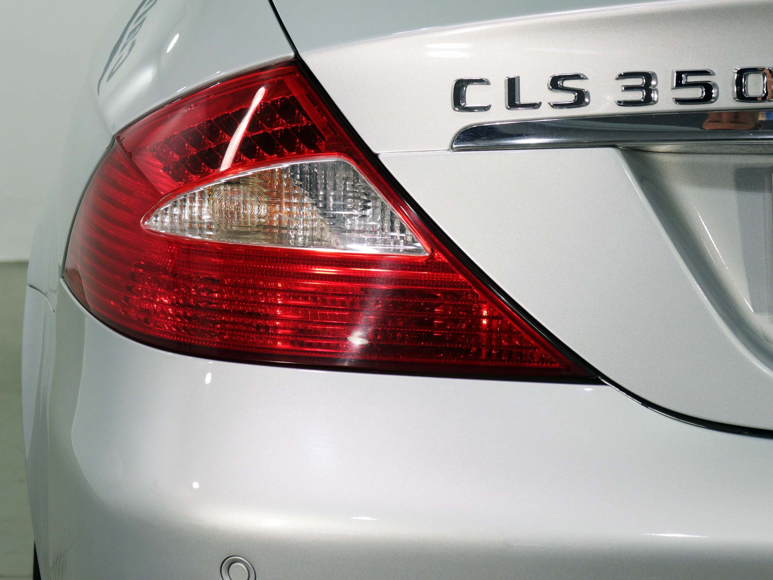 Foto Mercedes-Benz CLS 350 11