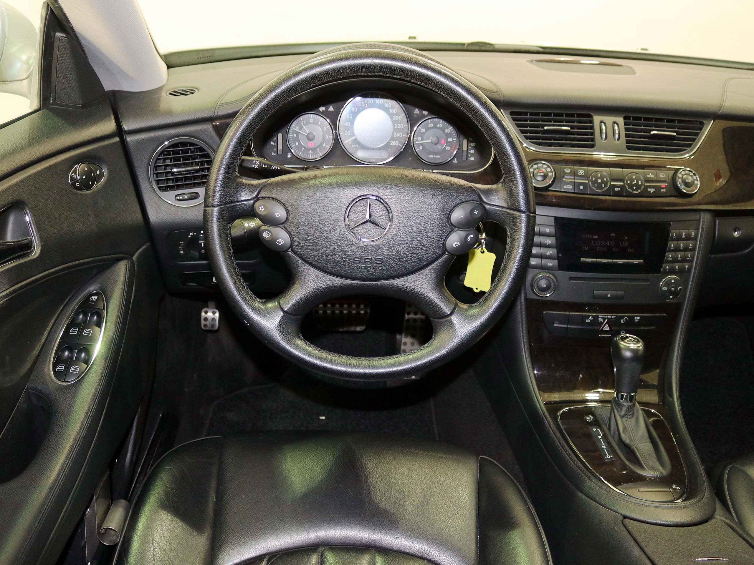 Foto Mercedes-Benz CLS 350 21