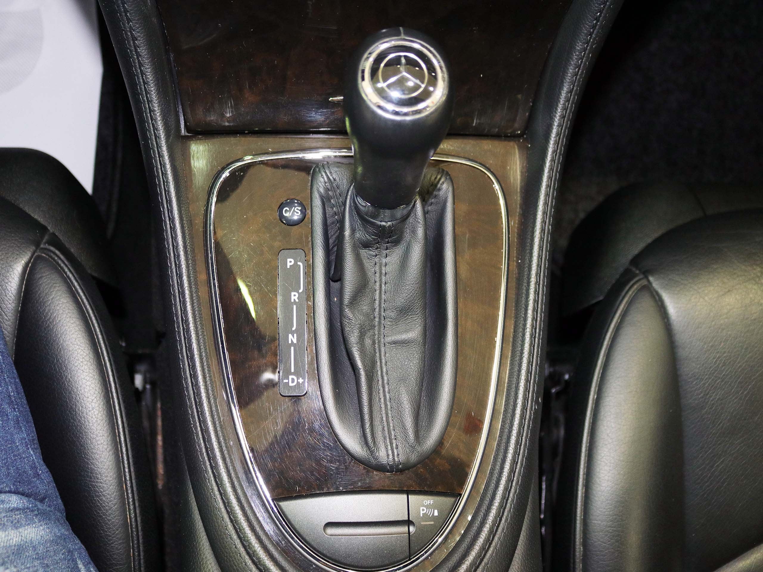 Foto Mercedes-Benz CLS 350 29