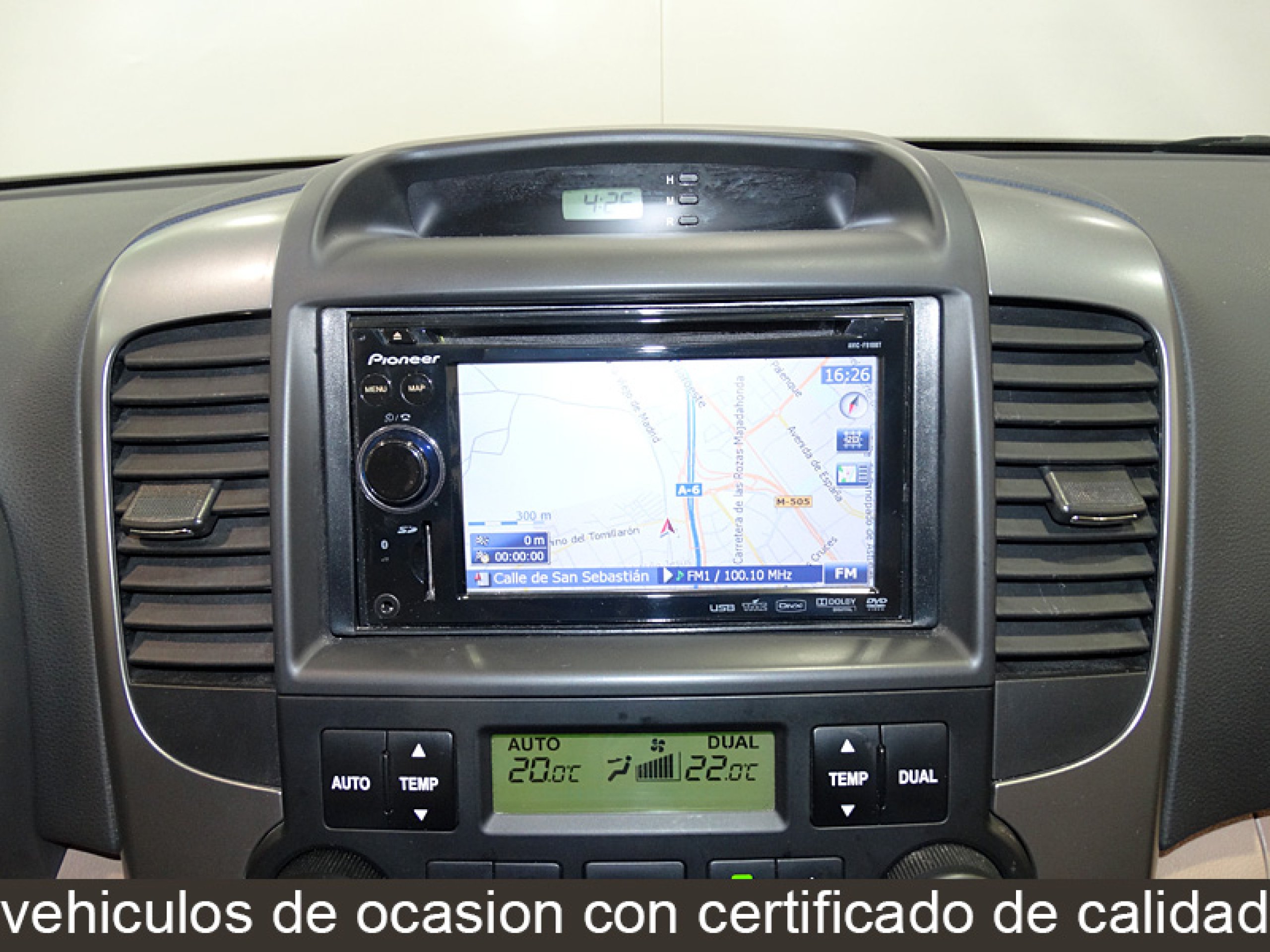 Foto Kia Carnival 19