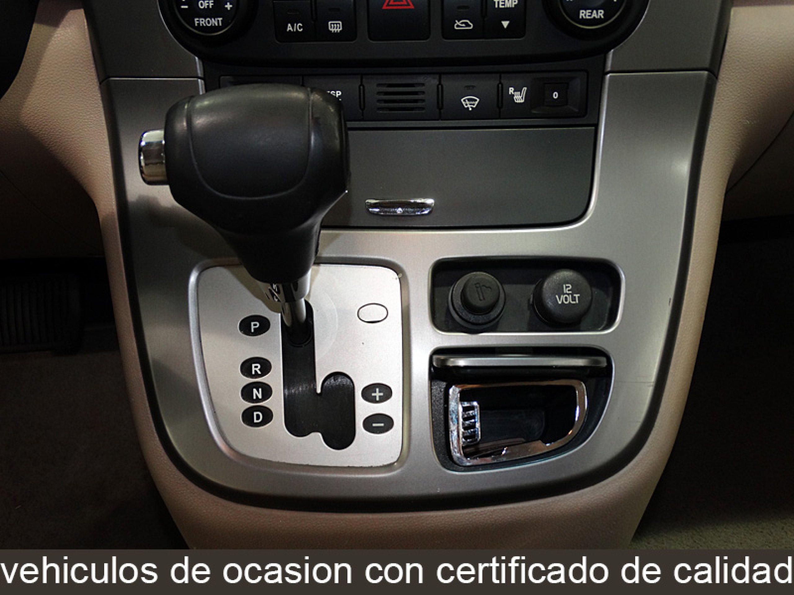 Foto Kia Carnival 21