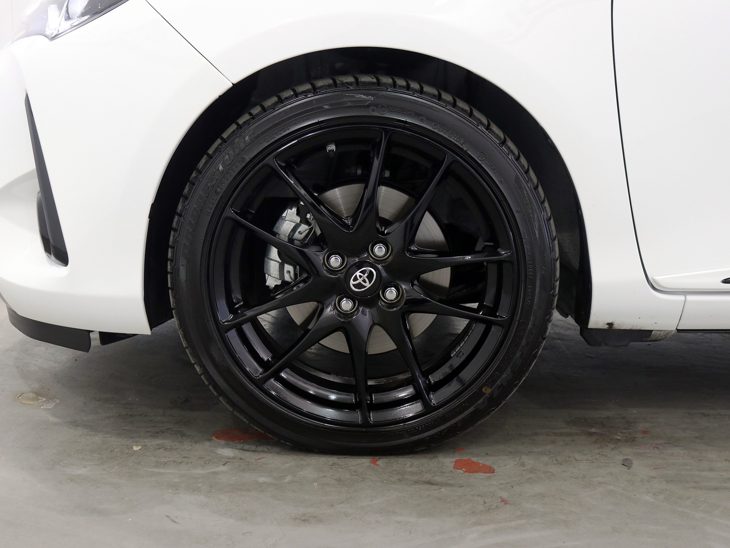 Foto Toyota Yaris 32