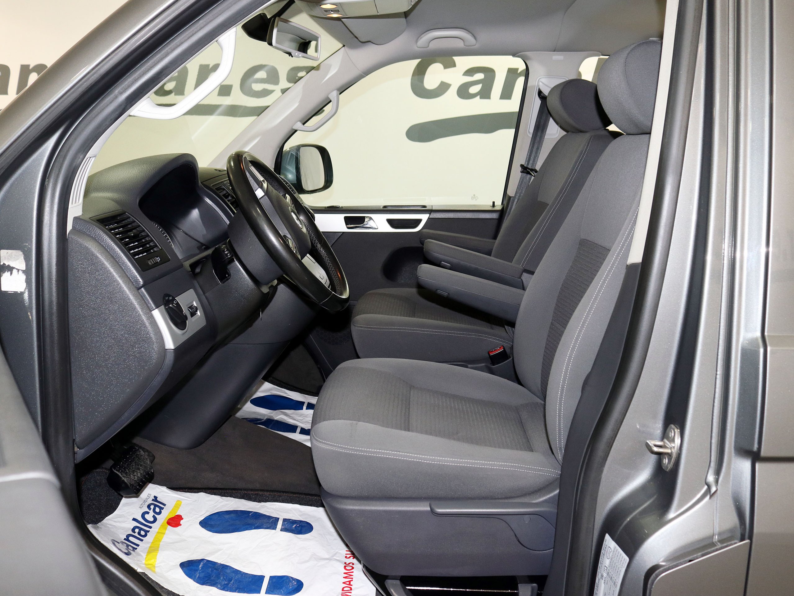 Foto Volkswagen Multivan 14