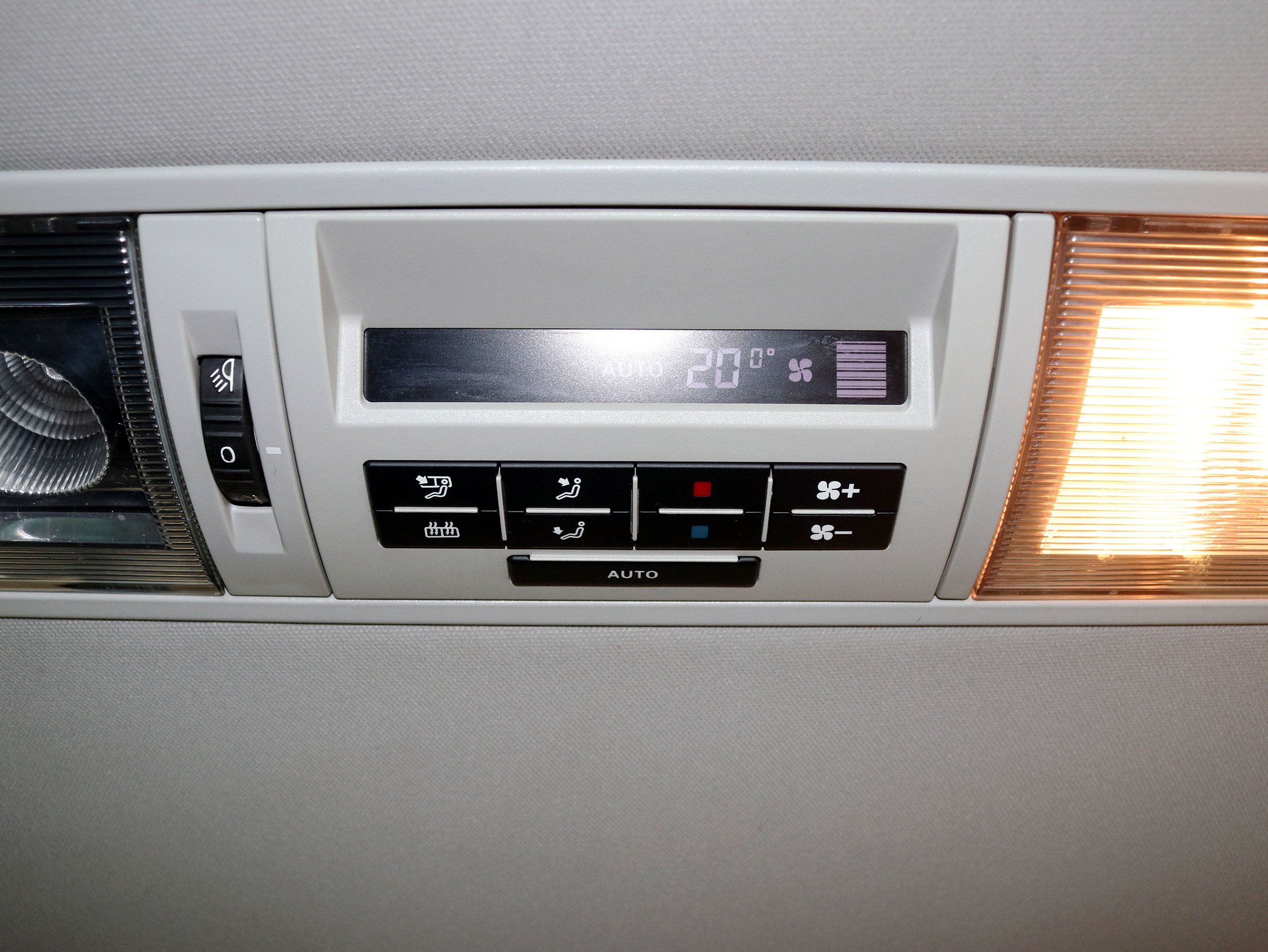 Foto Volkswagen Multivan 24