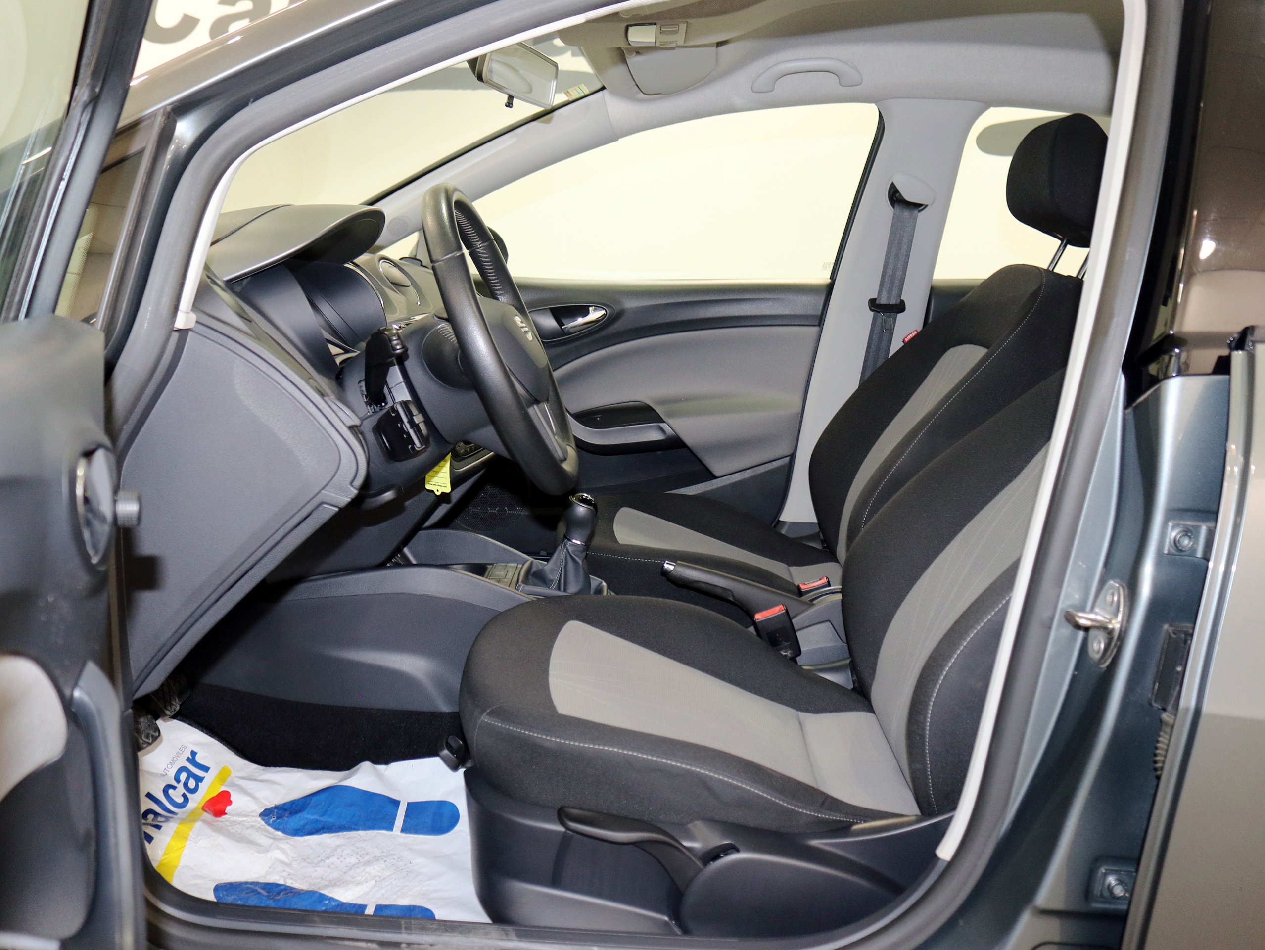 Foto Seat Ibiza 16