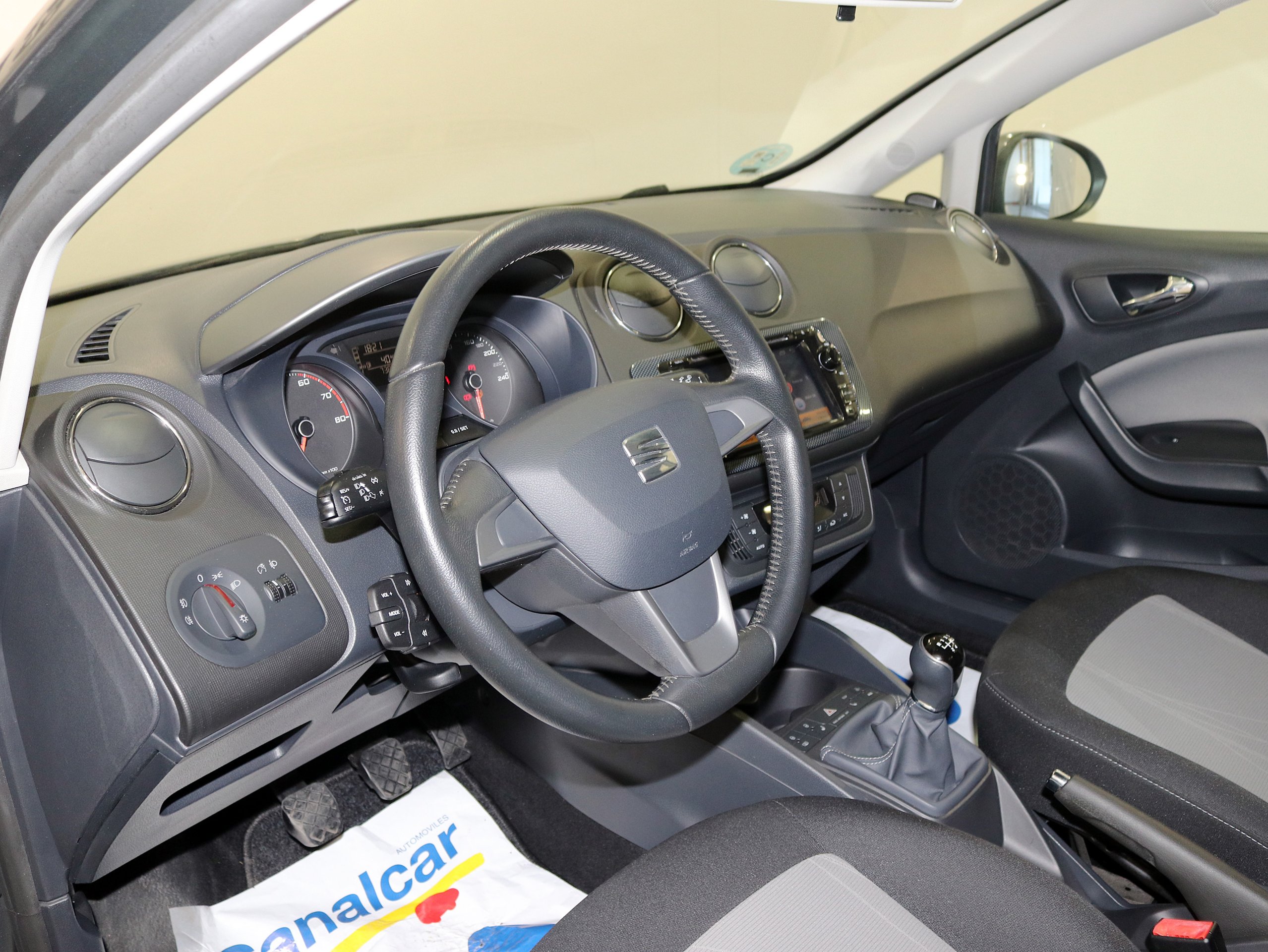Foto Seat Ibiza 21