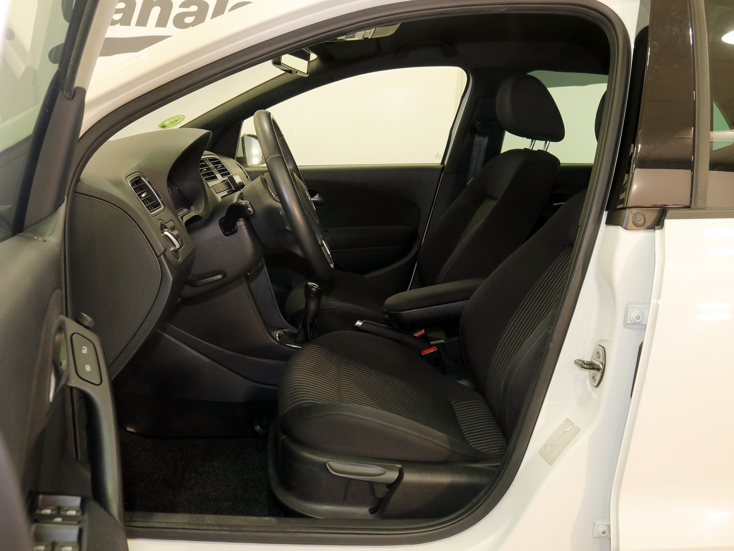 Foto Volkswagen Polo 13