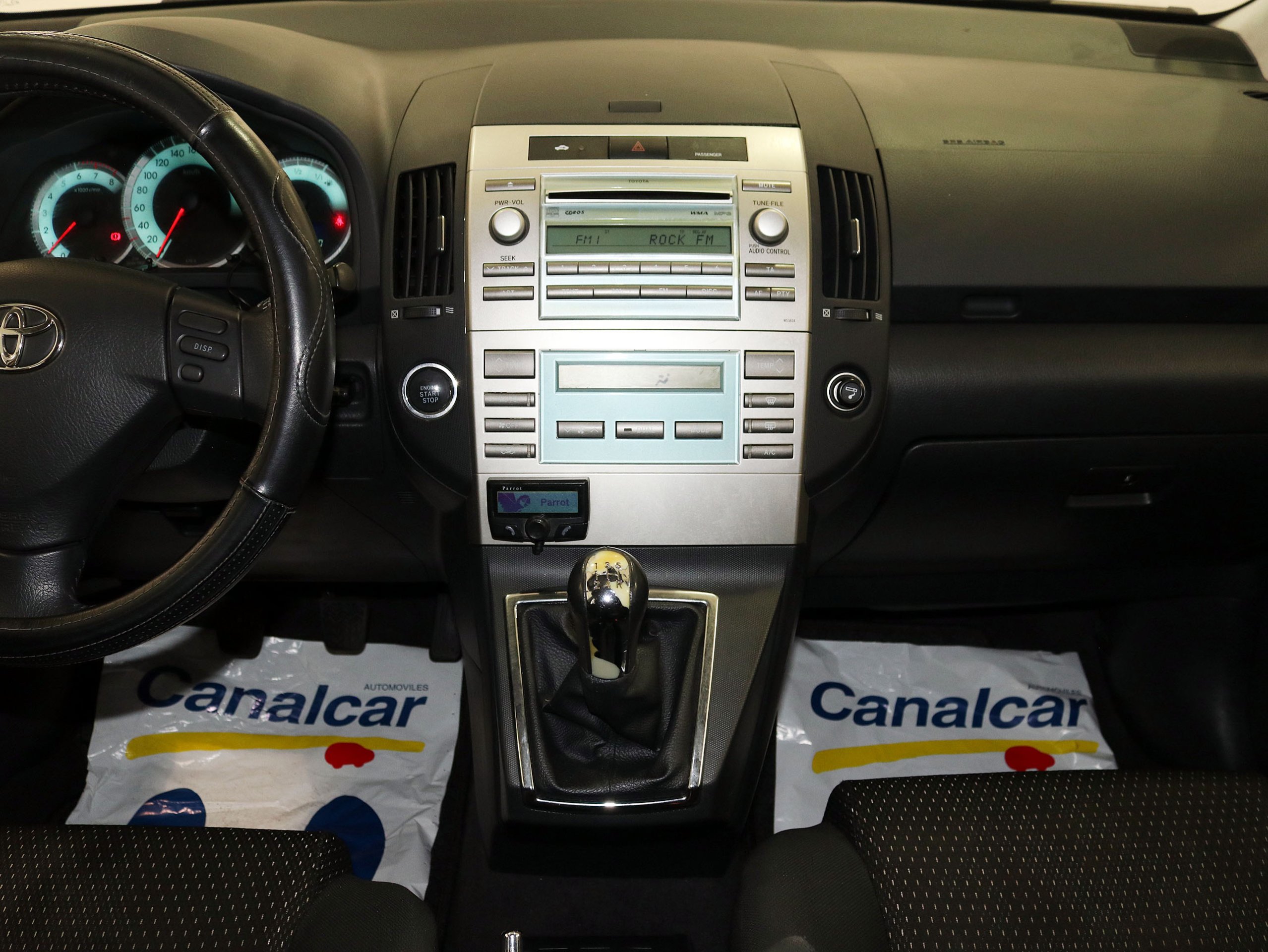 Foto Toyota Corolla Verso 18