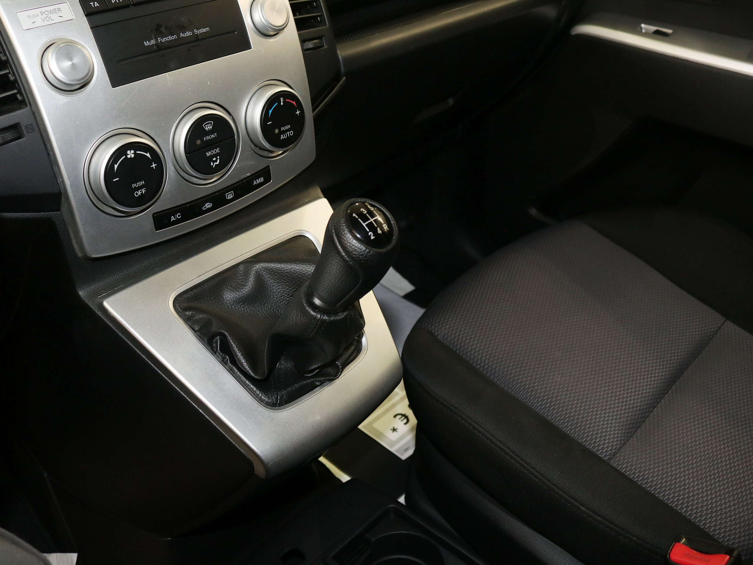 Foto Mazda 5 27
