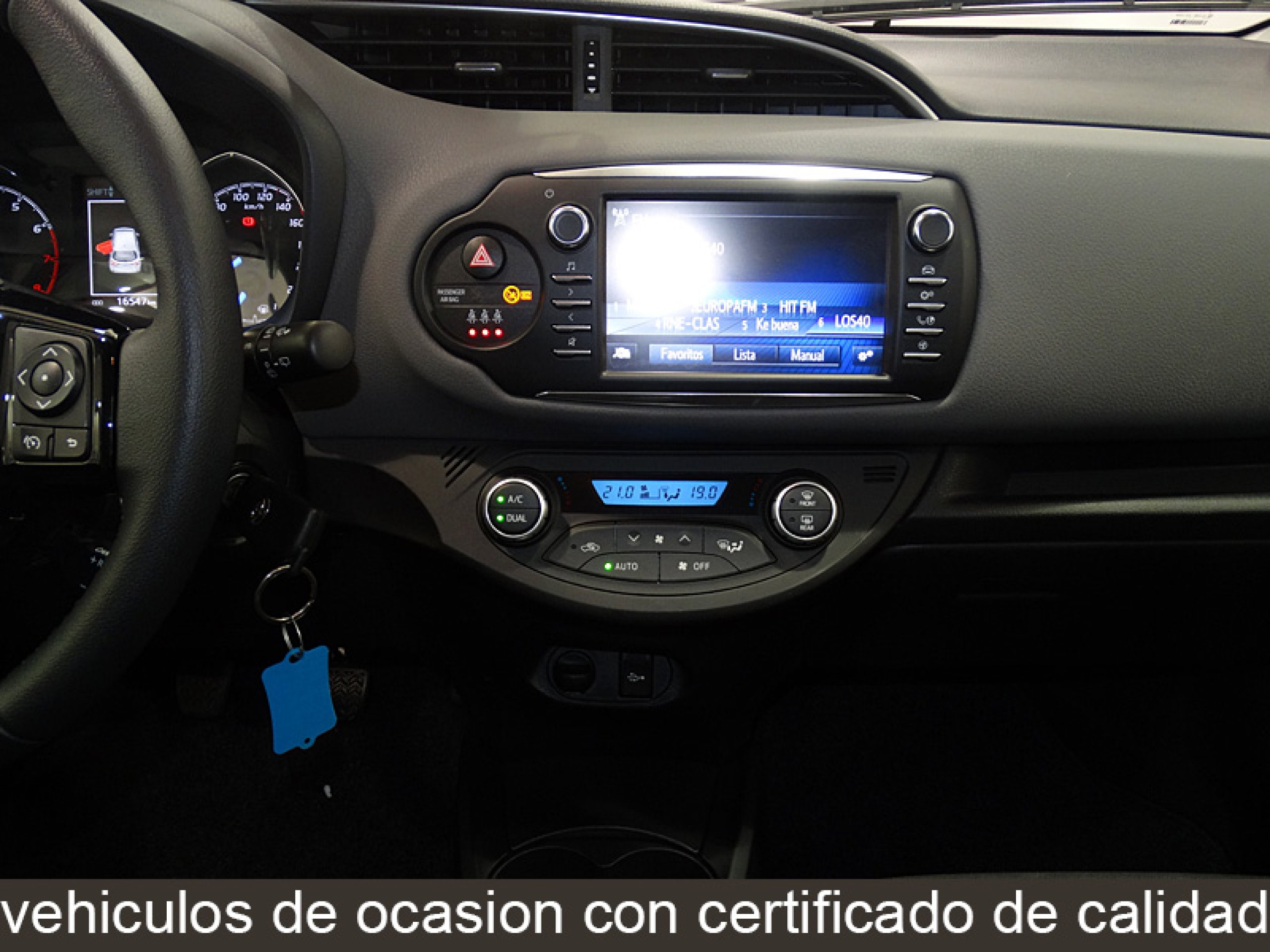 Foto Toyota Yaris 24