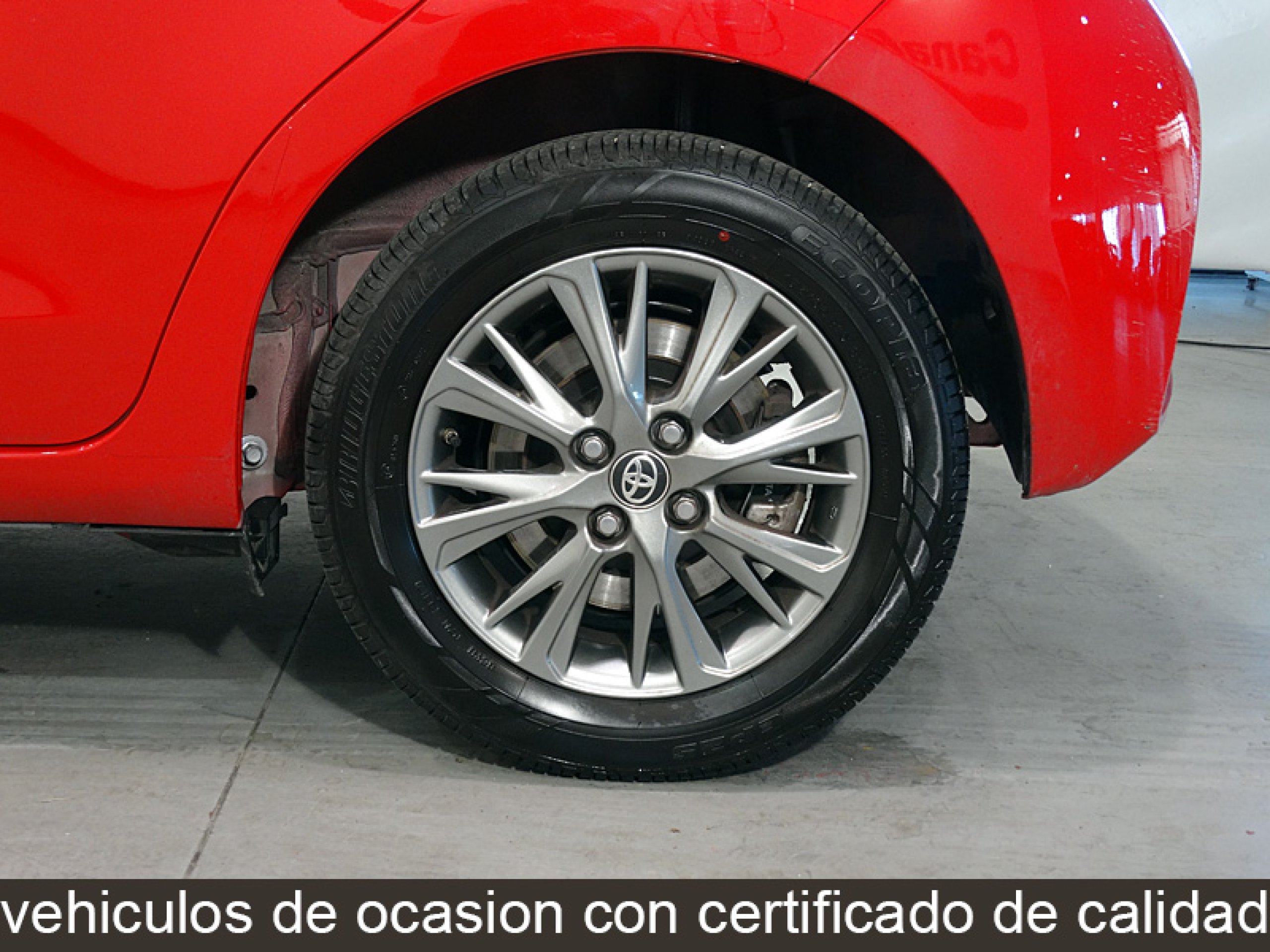 Foto Toyota Yaris 38