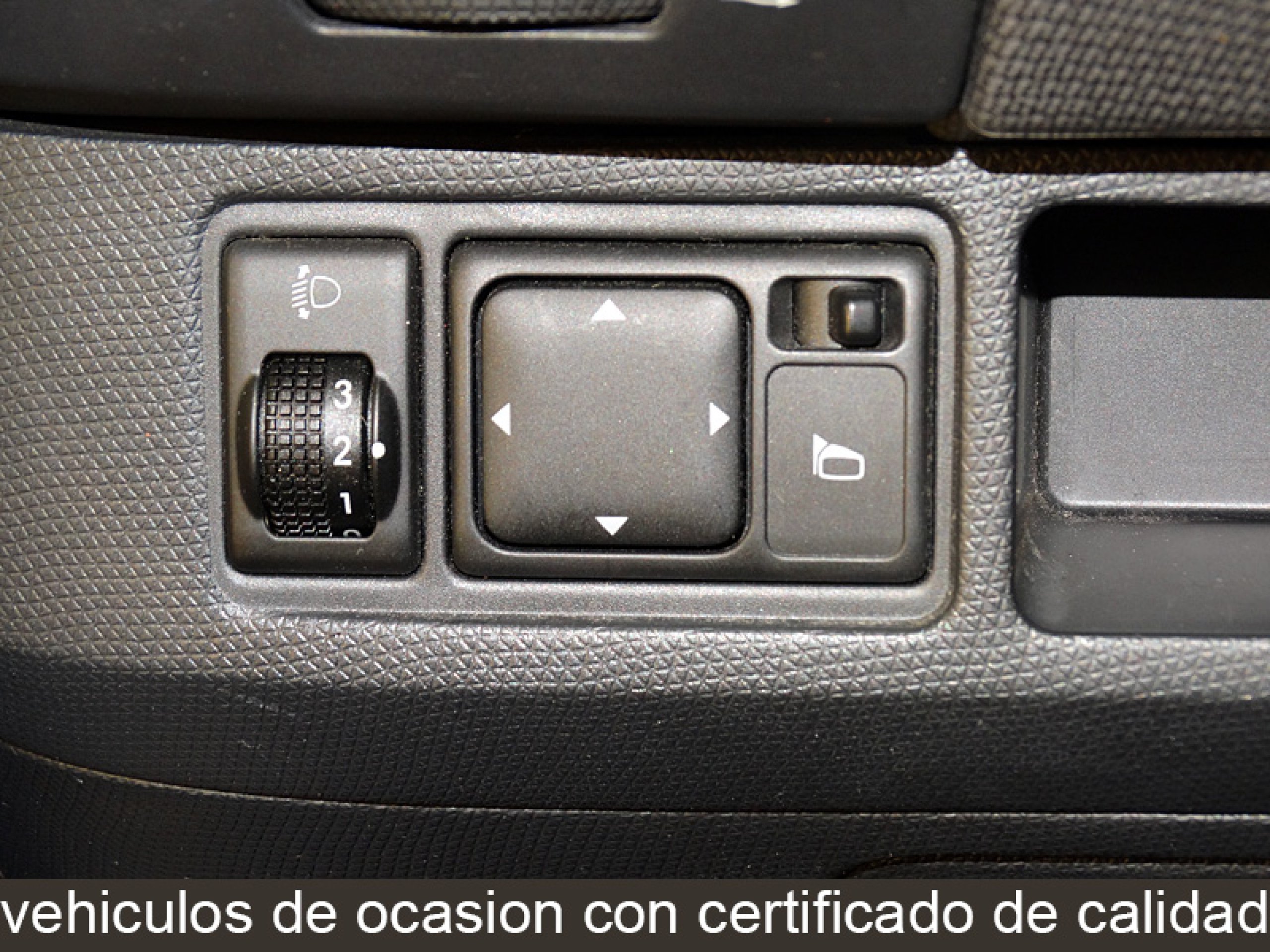 Foto Nissan Micra 28