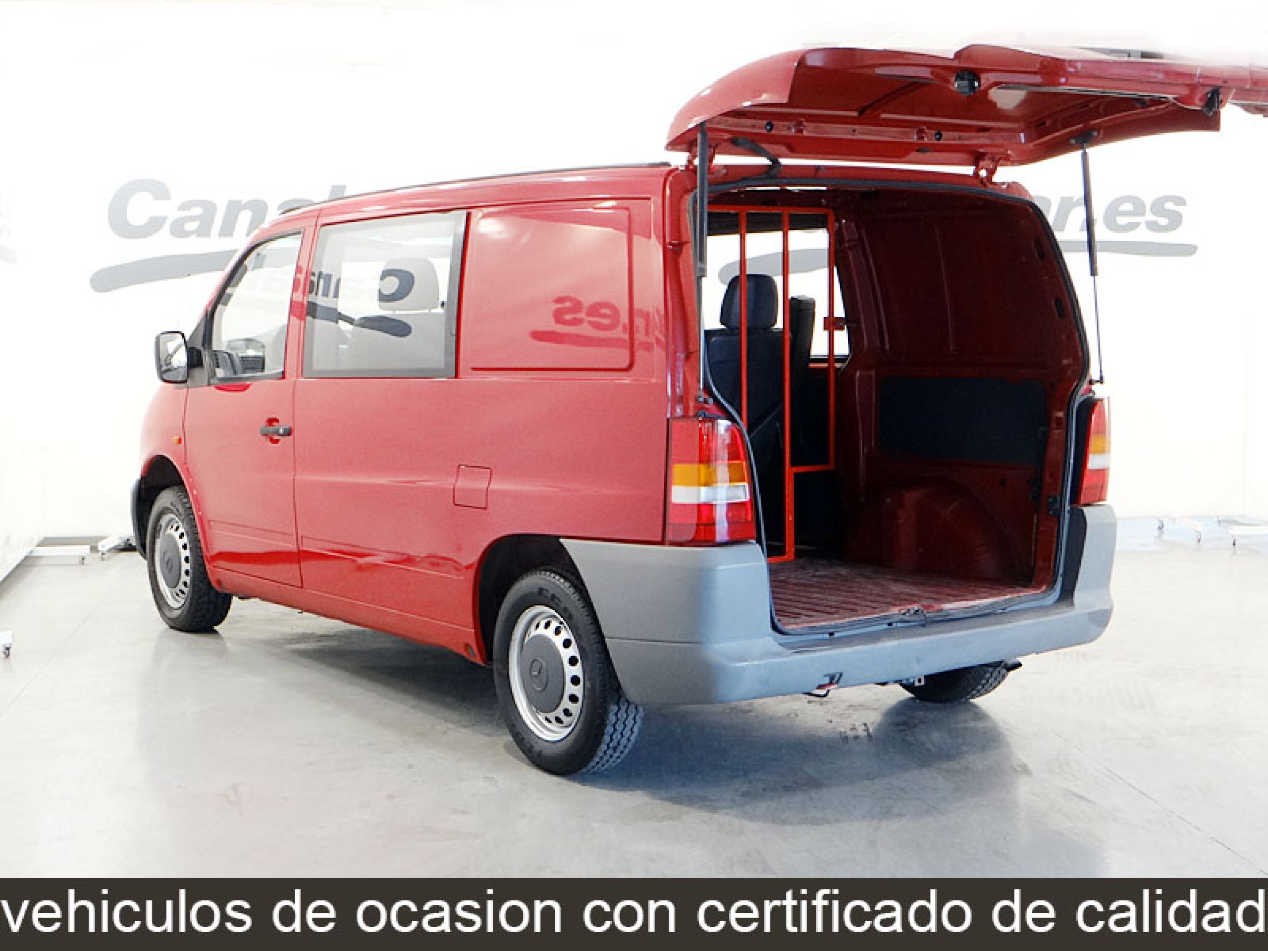 Foto Mercedes-Benz Vito 8 Foto Mercedes-Benz Vito 8
